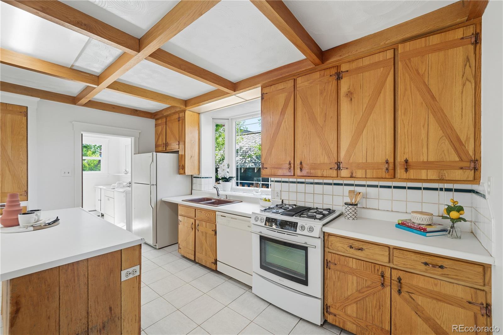 MLS Image #14 for 1380 s logan street,denver, Colorado