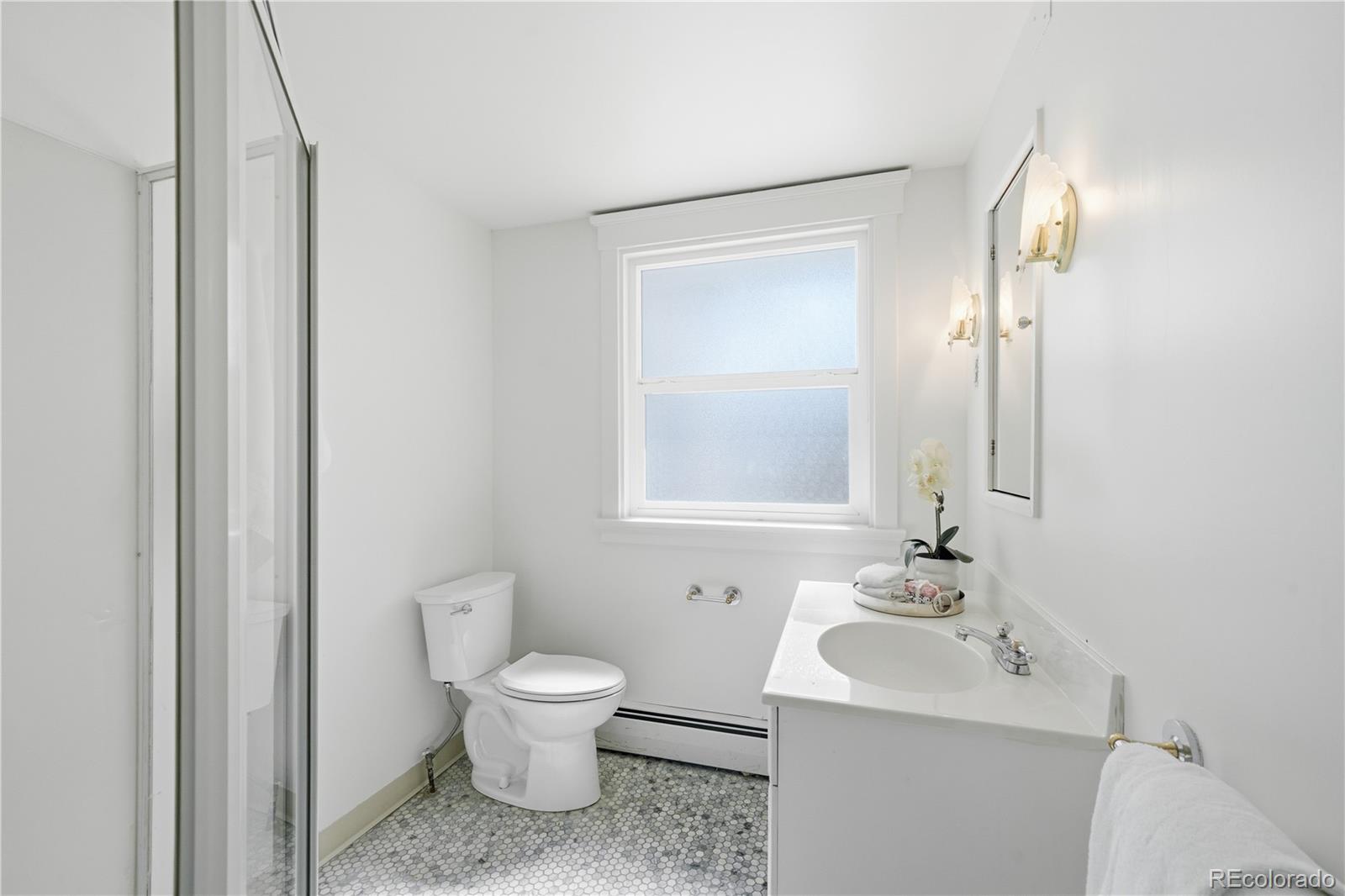 MLS Image #23 for 1380 s logan street,denver, Colorado