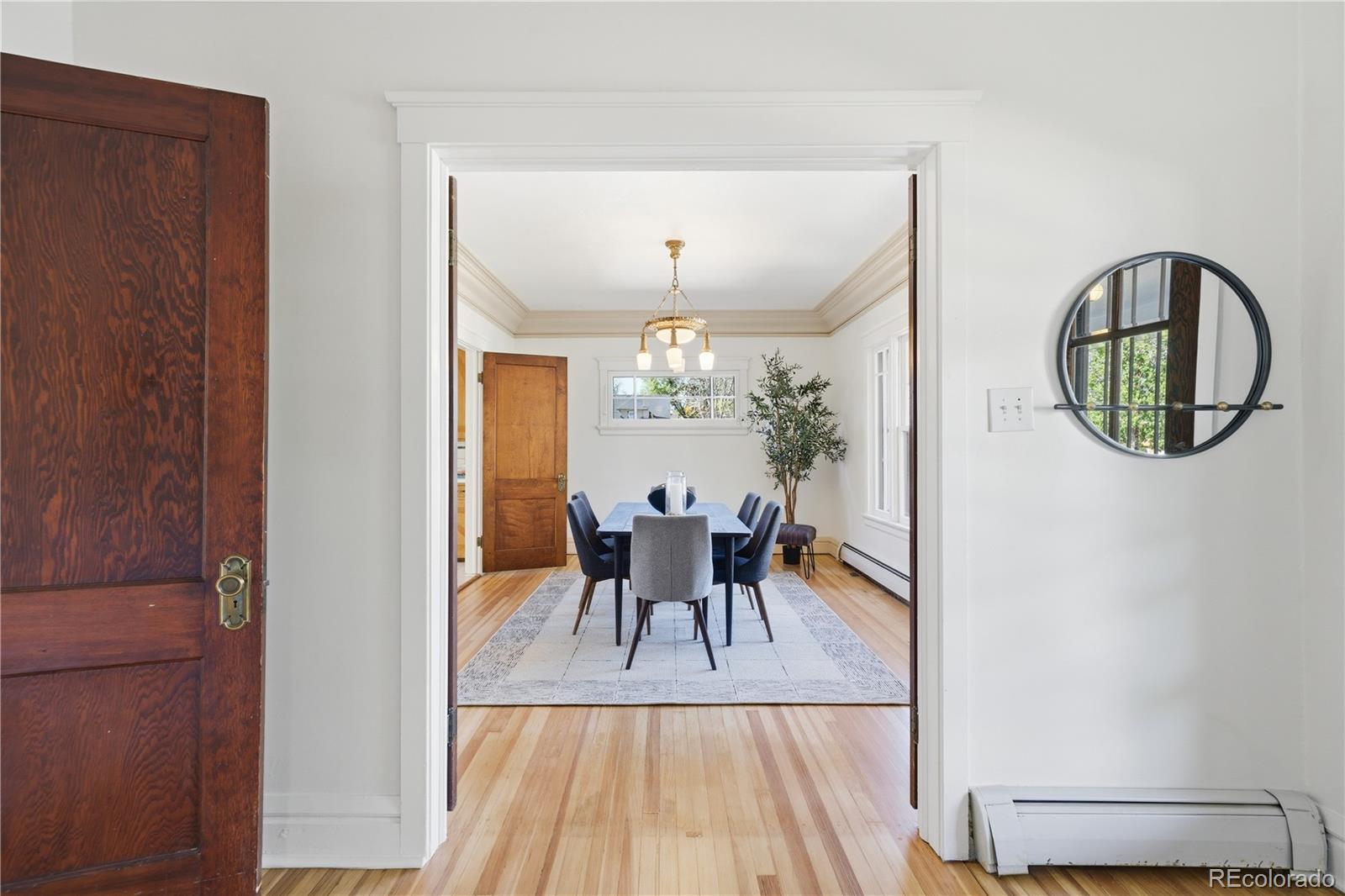 MLS Image #4 for 1380 s logan street,denver, Colorado