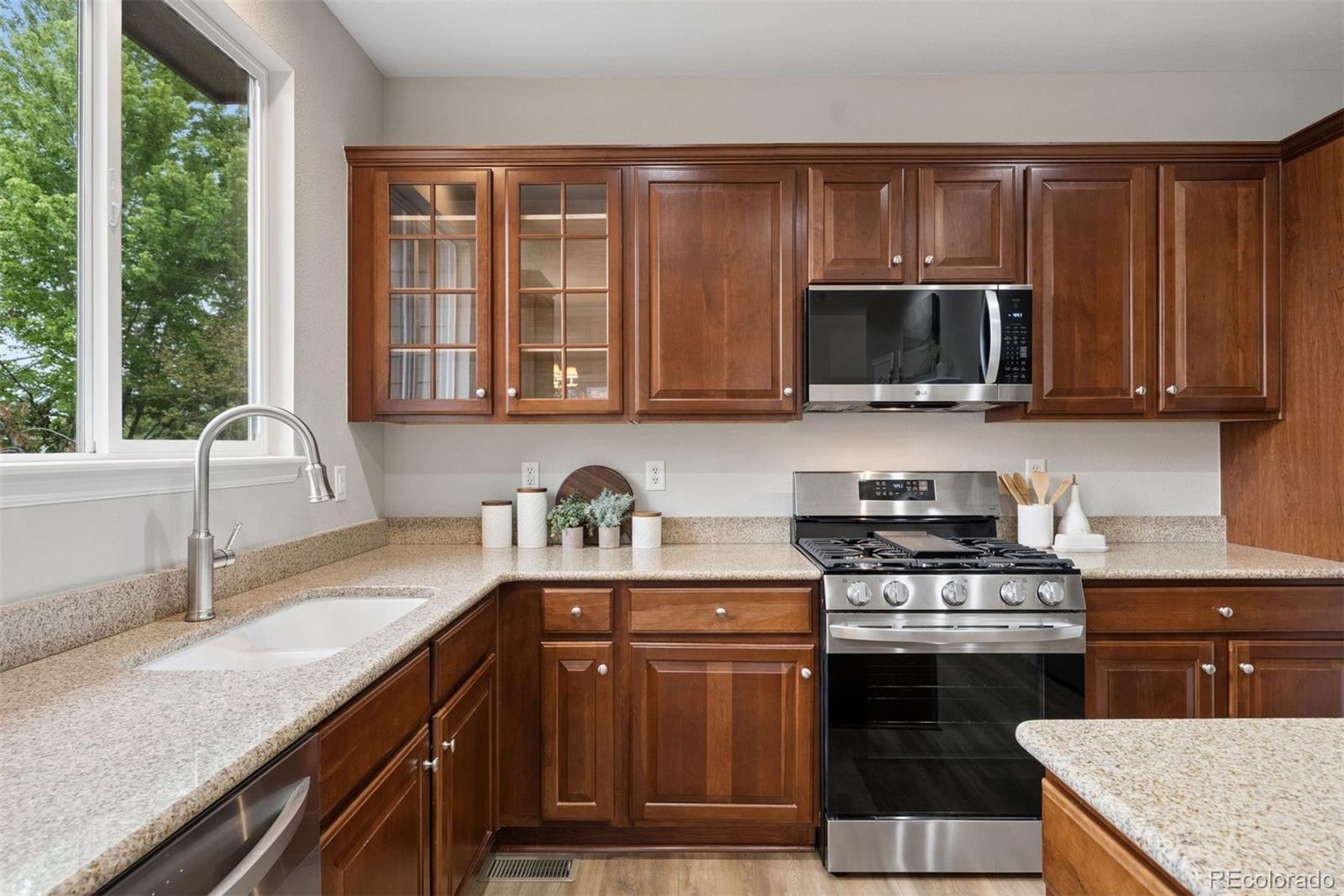 MLS Image #14 for 10863  towerbridge road,highlands ranch, Colorado