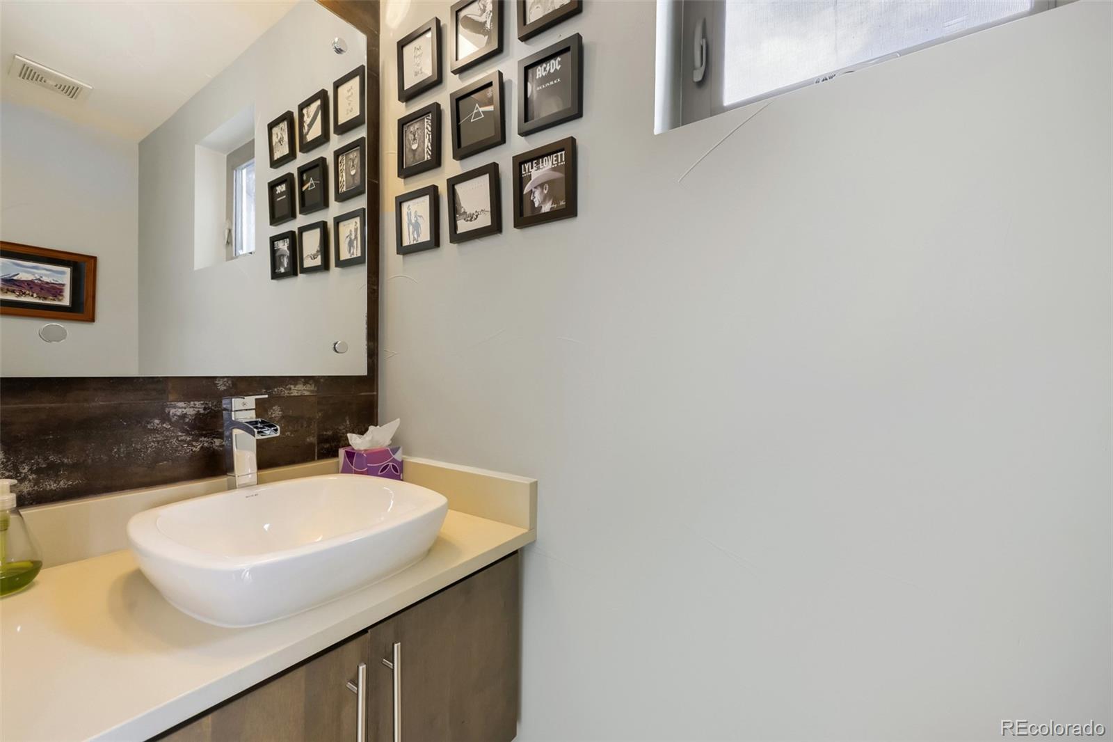 MLS Image #23 for 1426 s pearl street,denver, Colorado