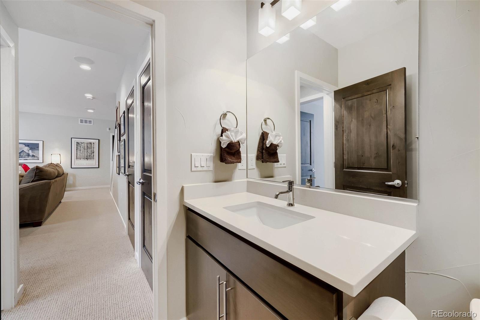 MLS Image #36 for 1426 s pearl street,denver, Colorado
