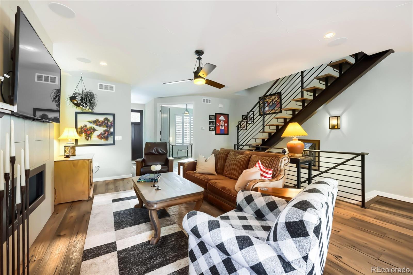 MLS Image #5 for 1426 s pearl street,denver, Colorado