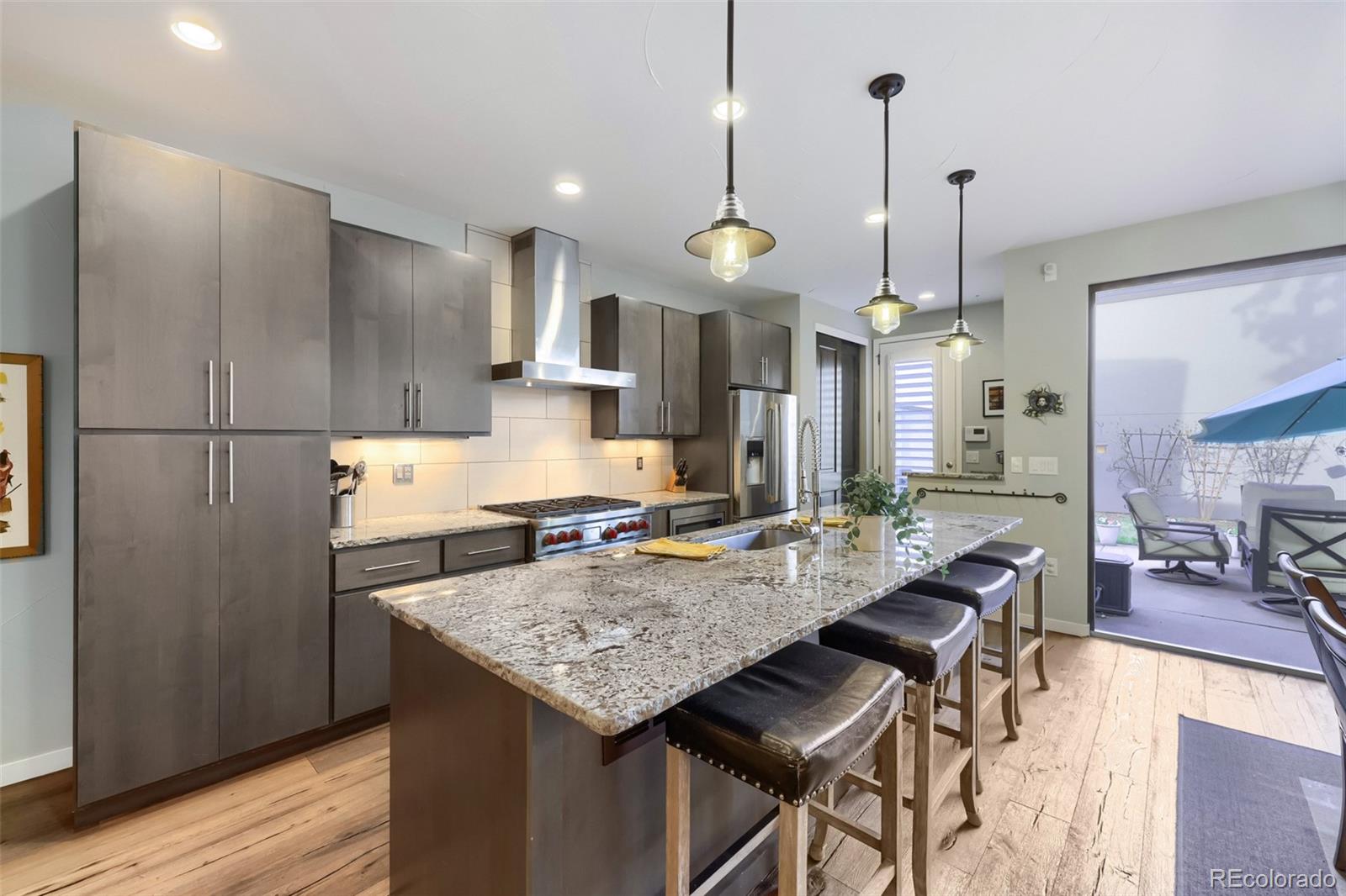 MLS Image #8 for 1426 s pearl street,denver, Colorado