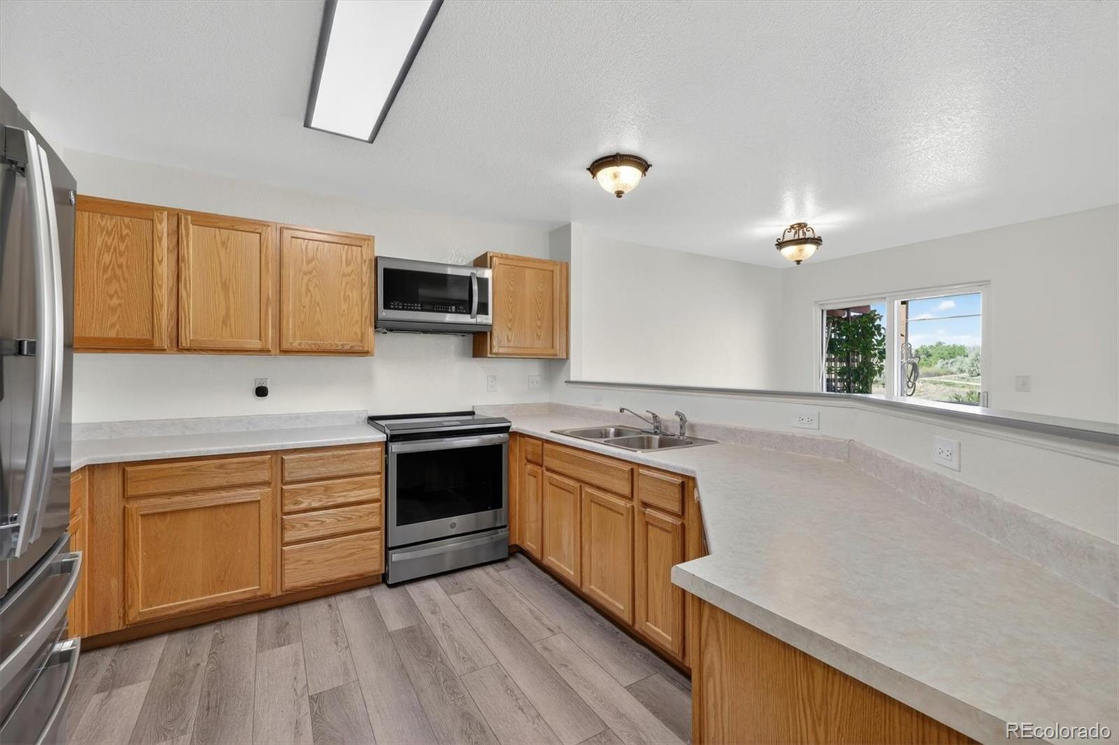 MLS Image #4 for 1972 e 102nd circle ,thornton, Colorado