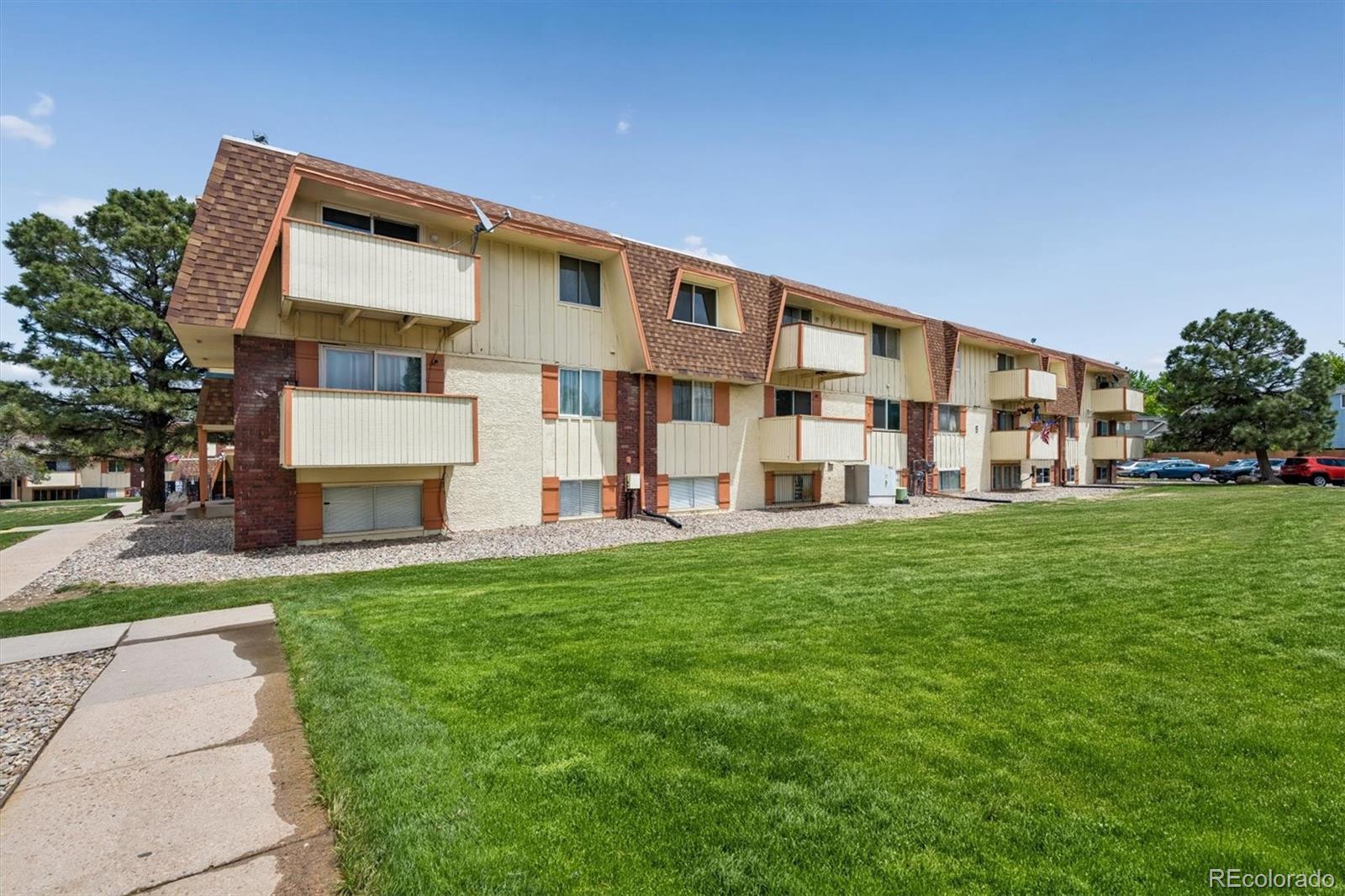 MLS Image #1 for 10211  ura lane 203,thornton, Colorado