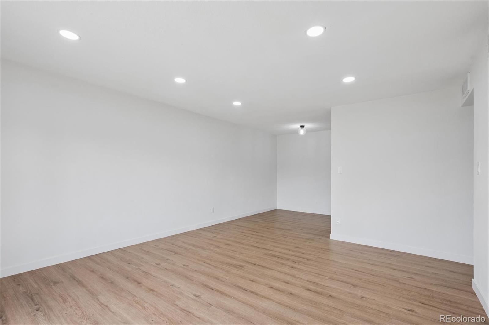 MLS Image #16 for 10211  ura lane 203,thornton, Colorado