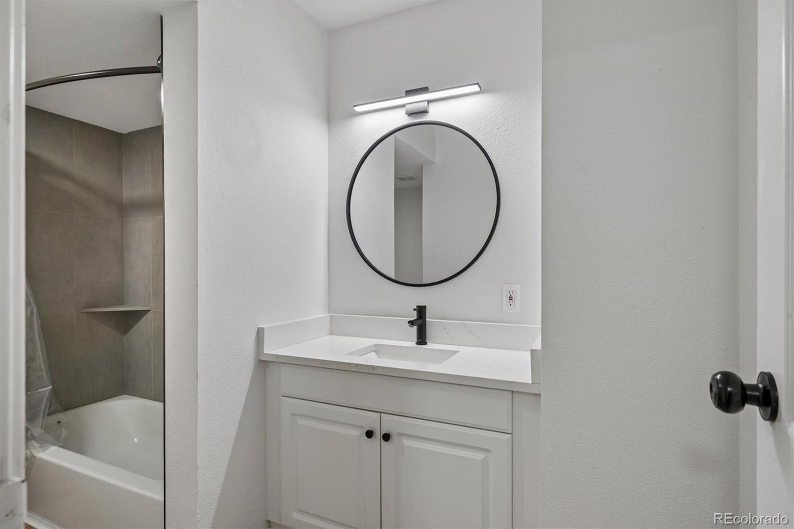 MLS Image #19 for 10211  ura lane 203,thornton, Colorado