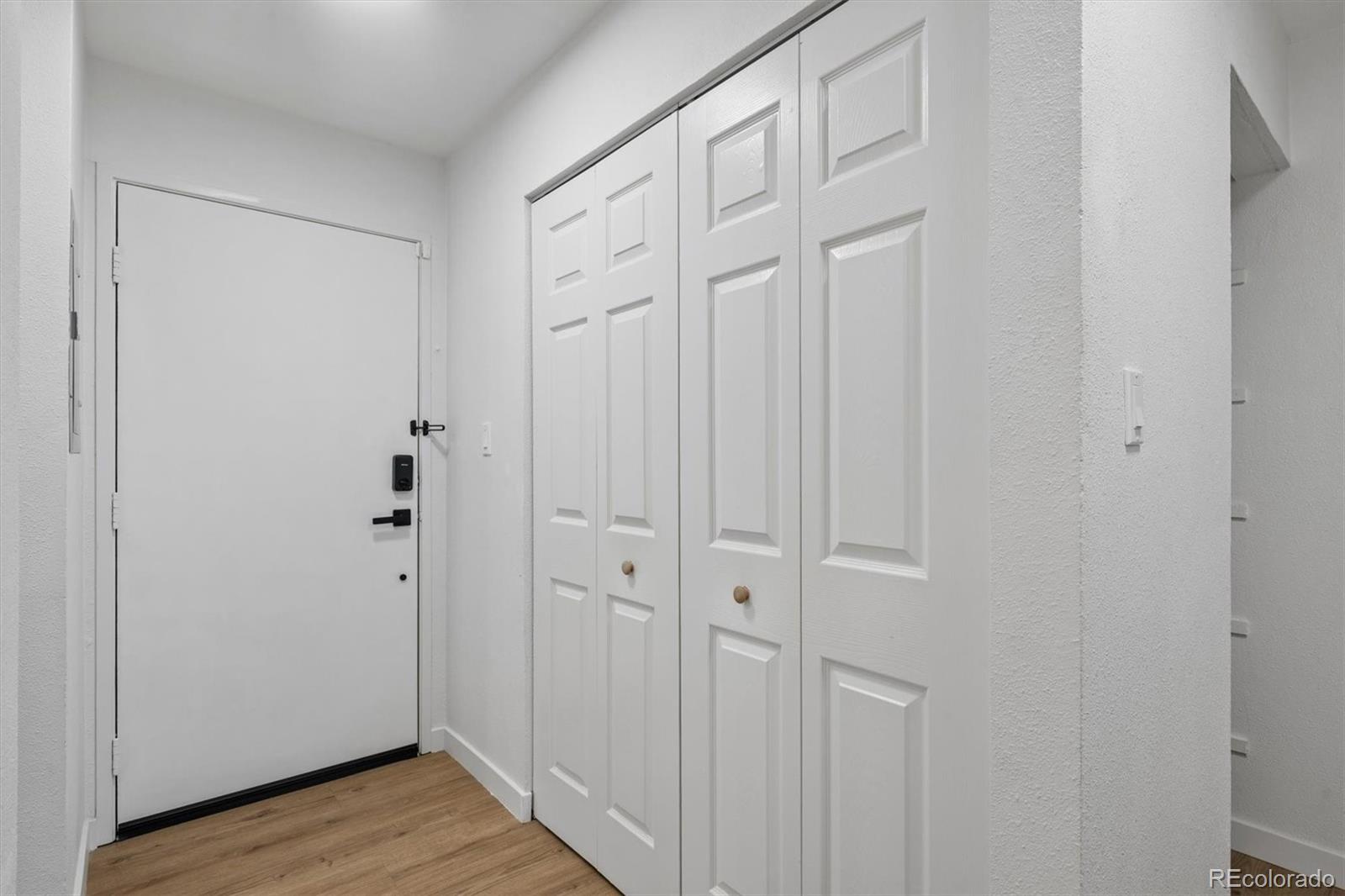 MLS Image #3 for 10211  ura lane 203,thornton, Colorado