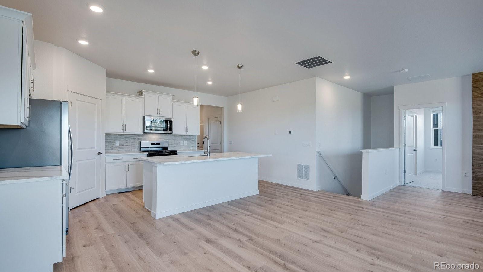 MLS Image #13 for 1392  sunrise hill drive,berthoud, Colorado