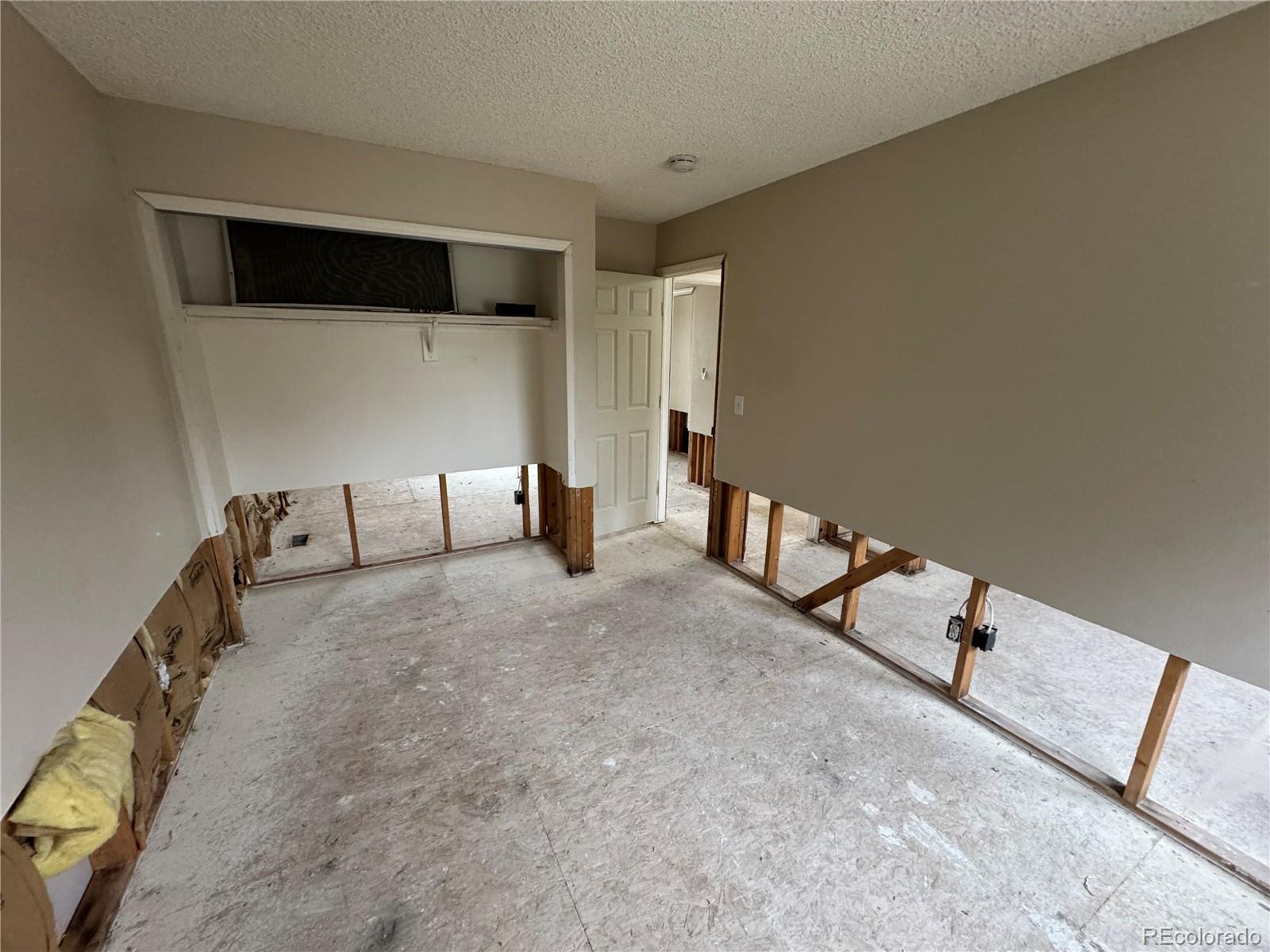 MLS Image #5 for 104  comanche court,fountain, Colorado