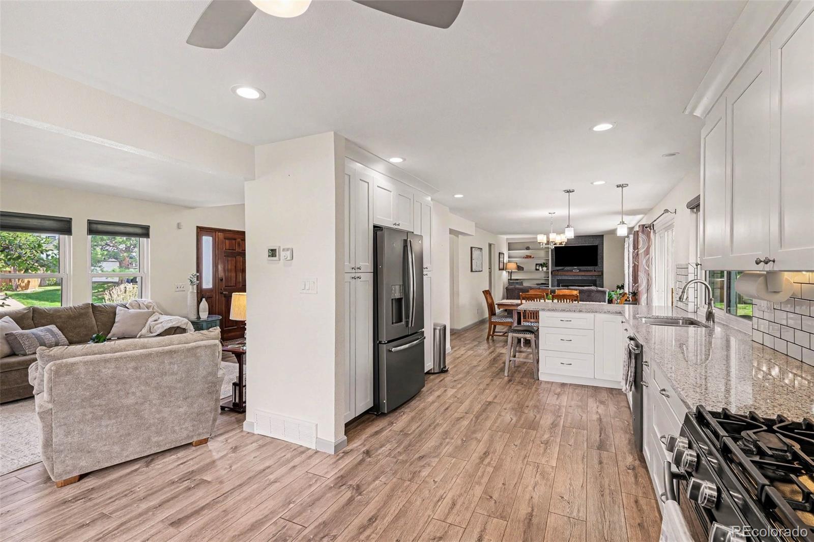 MLS Image #10 for 4623 s zenobia street,denver, Colorado