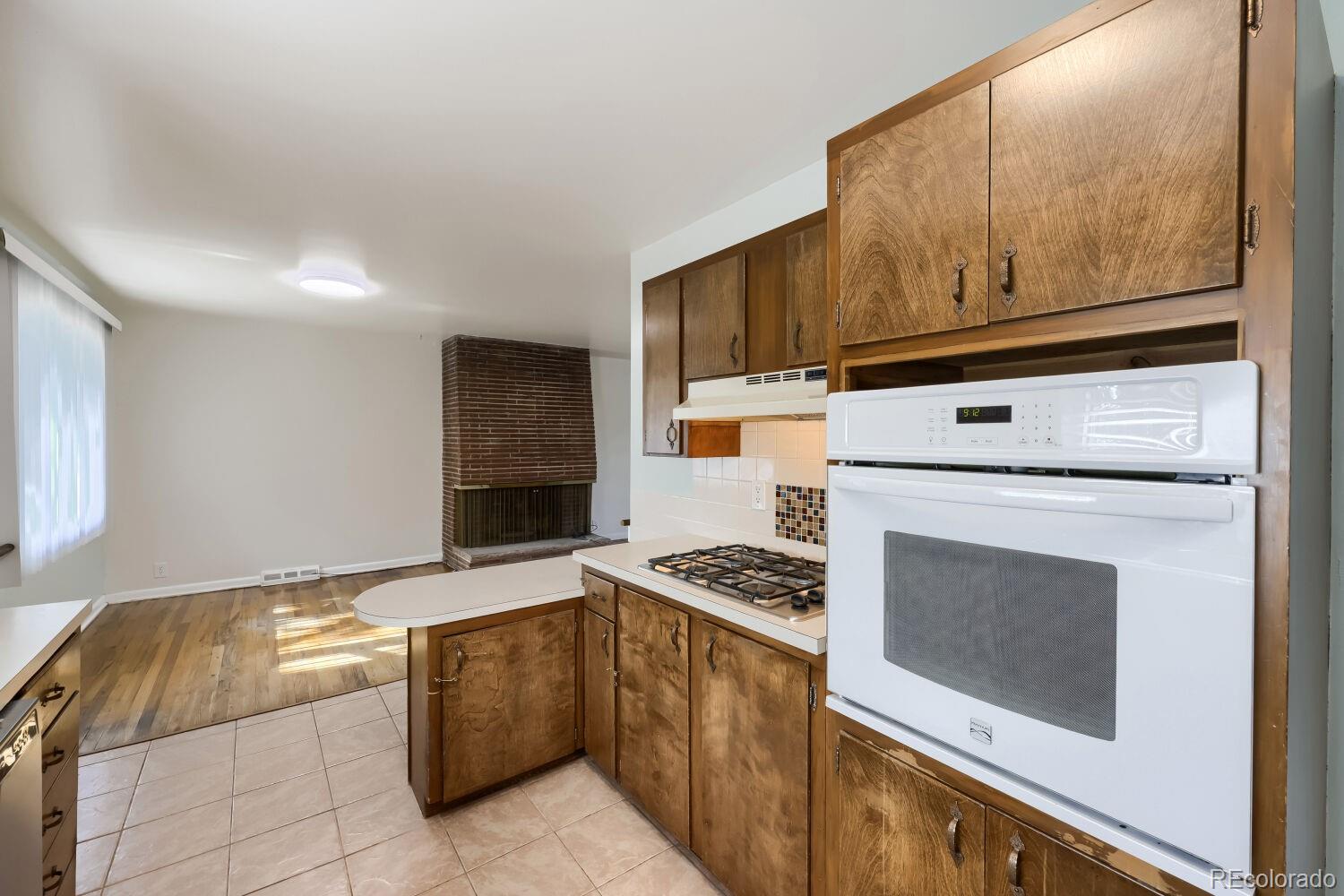 MLS Image #10 for 4736 s perry street,littleton, Colorado