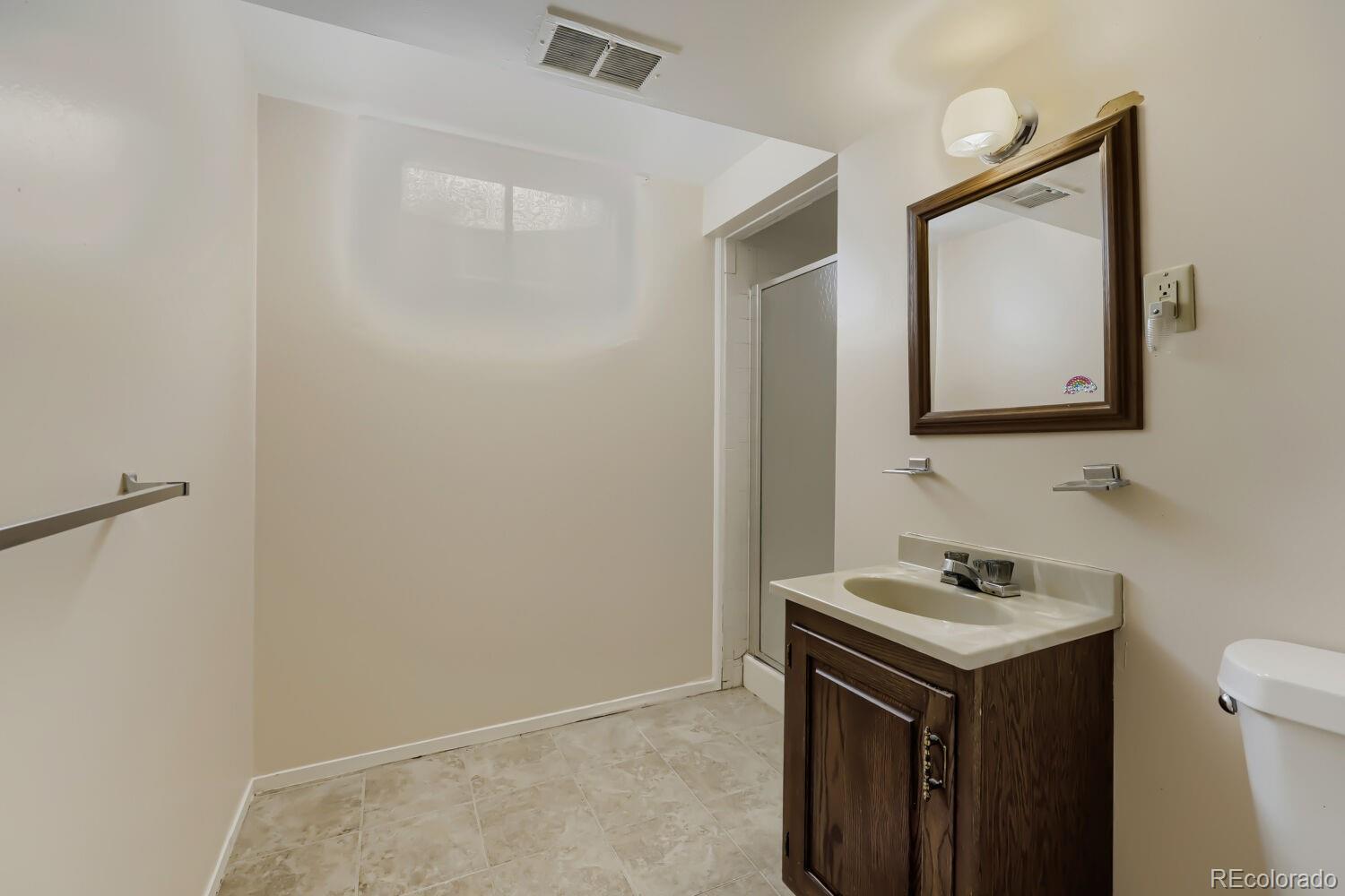 MLS Image #27 for 4736 s perry street,littleton, Colorado