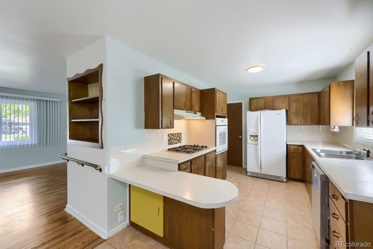 MLS Image #8 for 4736 s perry street,littleton, Colorado