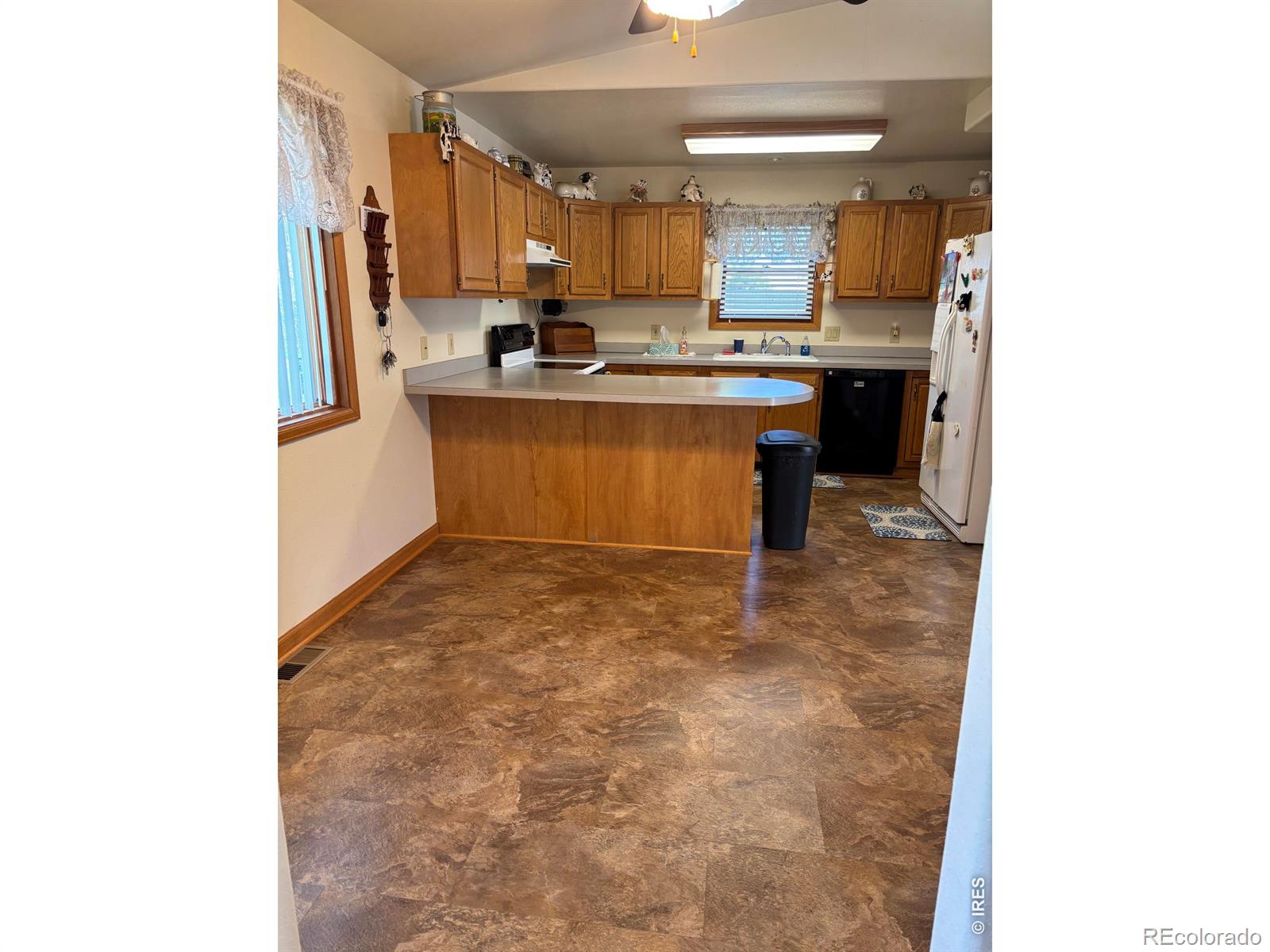MLS Image #12 for 1230  lincoln street,wray, Colorado
