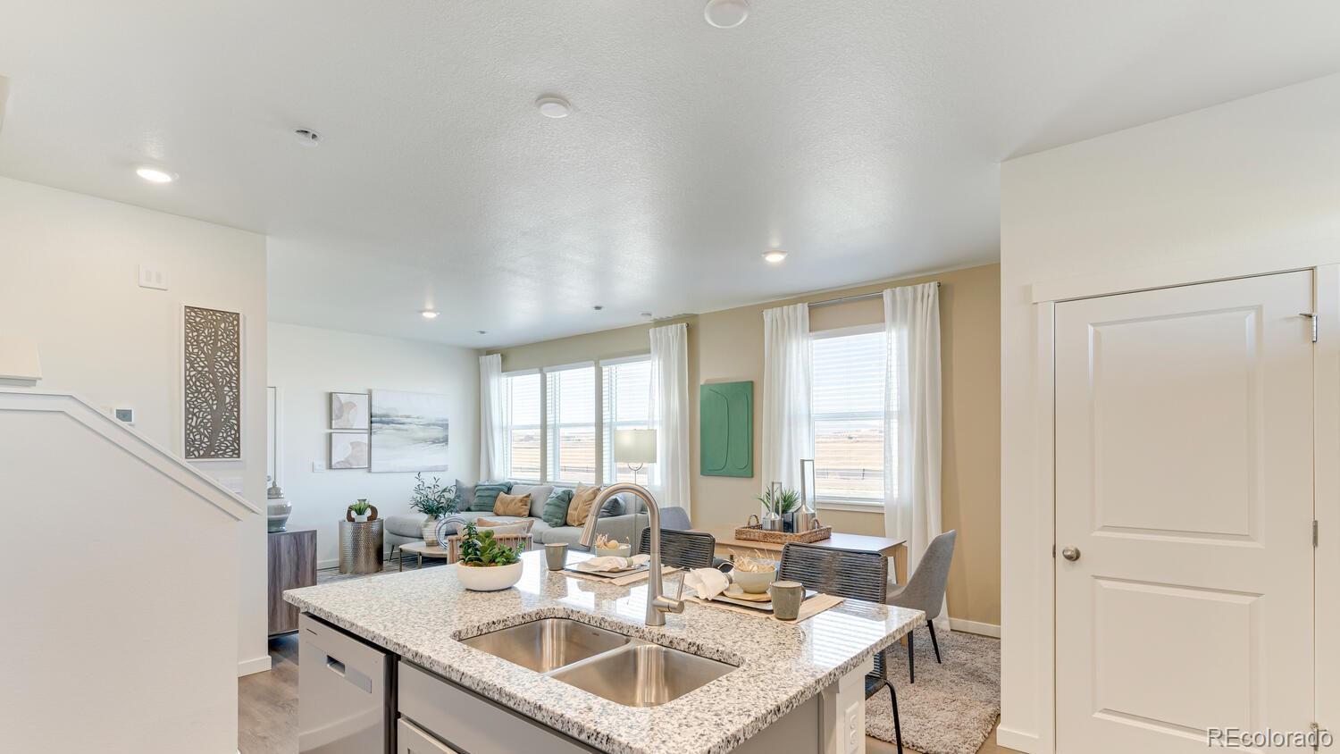 MLS Image #13 for 4607  combine lane,johnstown, Colorado