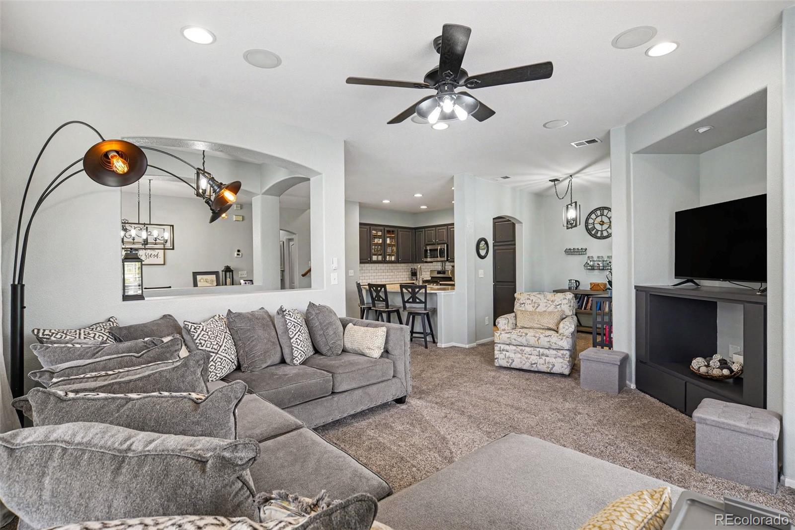 MLS Image #2 for 10471  truckee street 1c,commerce city, Colorado