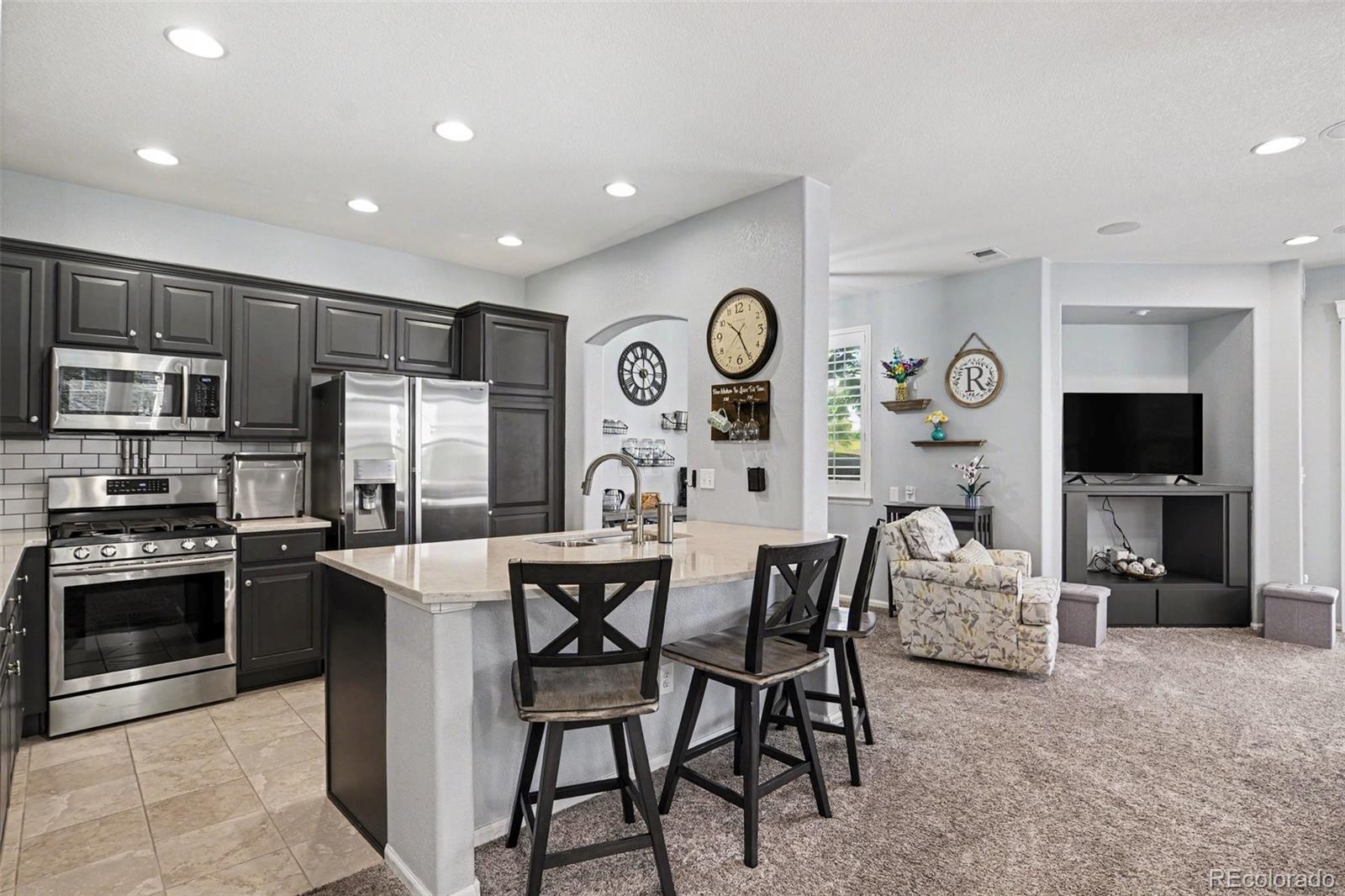 MLS Image #8 for 10471  truckee street 1c,commerce city, Colorado
