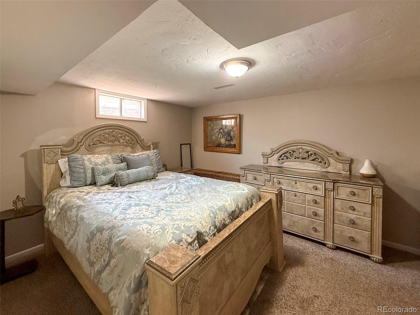 MLS Image #19 for 215  vine street,burlington, Colorado