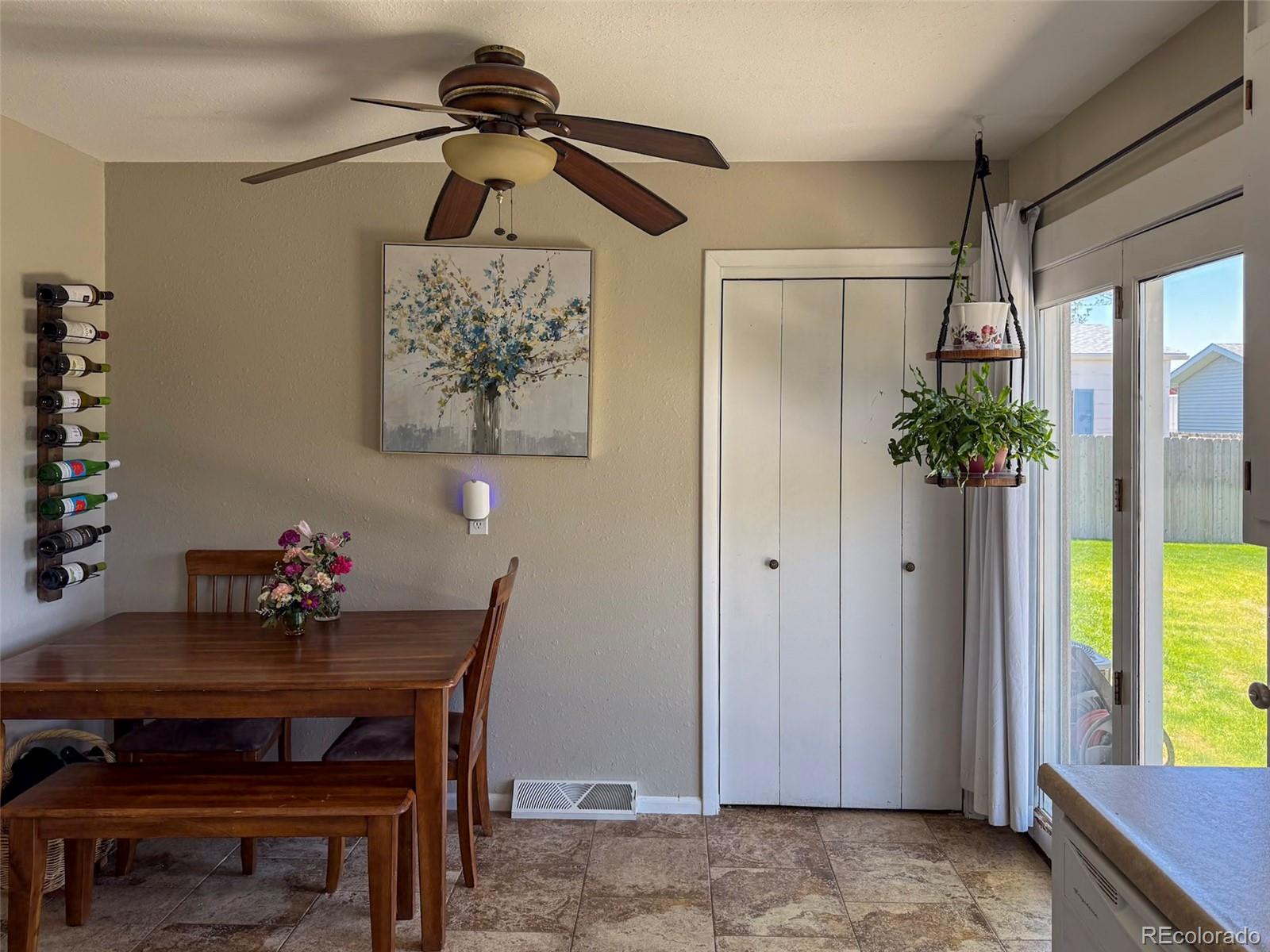 MLS Image #3 for 215  vine street,burlington, Colorado