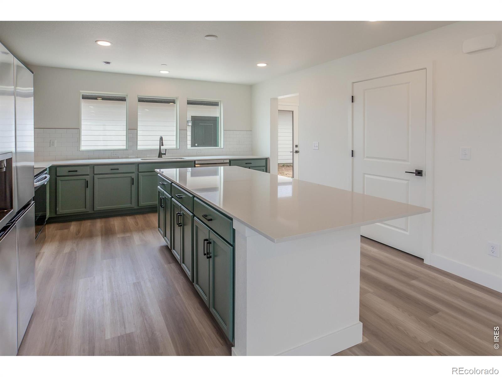 MLS Image #10 for 949  trumpet lane,windsor, Colorado