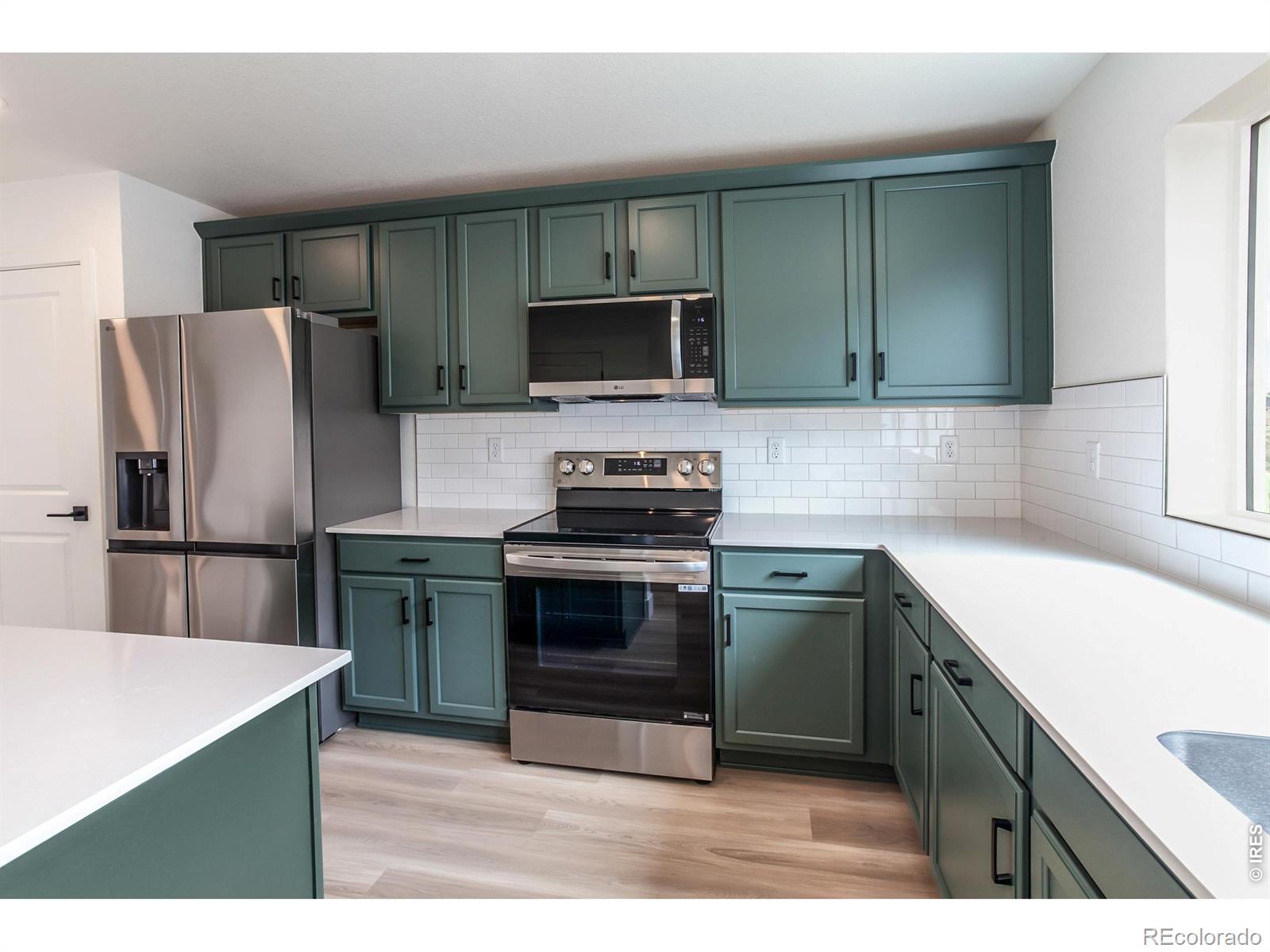 MLS Image #14 for 949  trumpet lane,windsor, Colorado