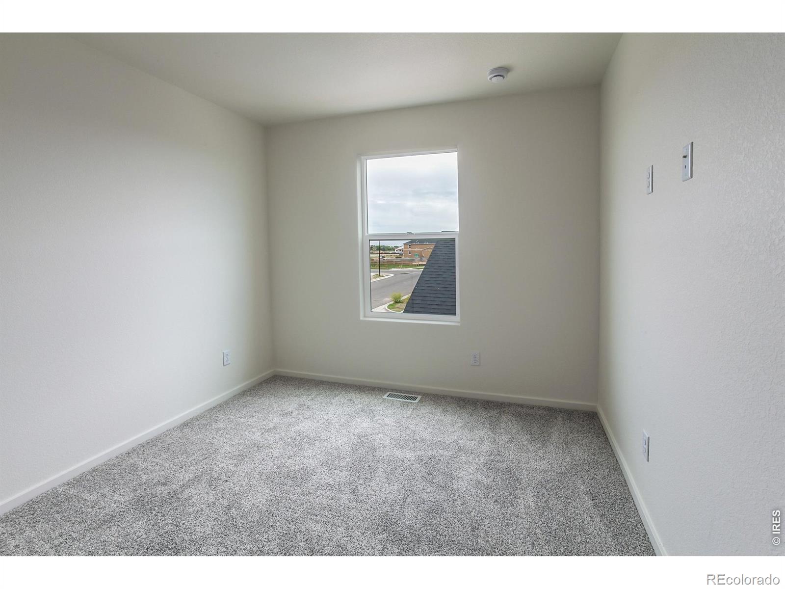 MLS Image #24 for 949  trumpet lane,windsor, Colorado