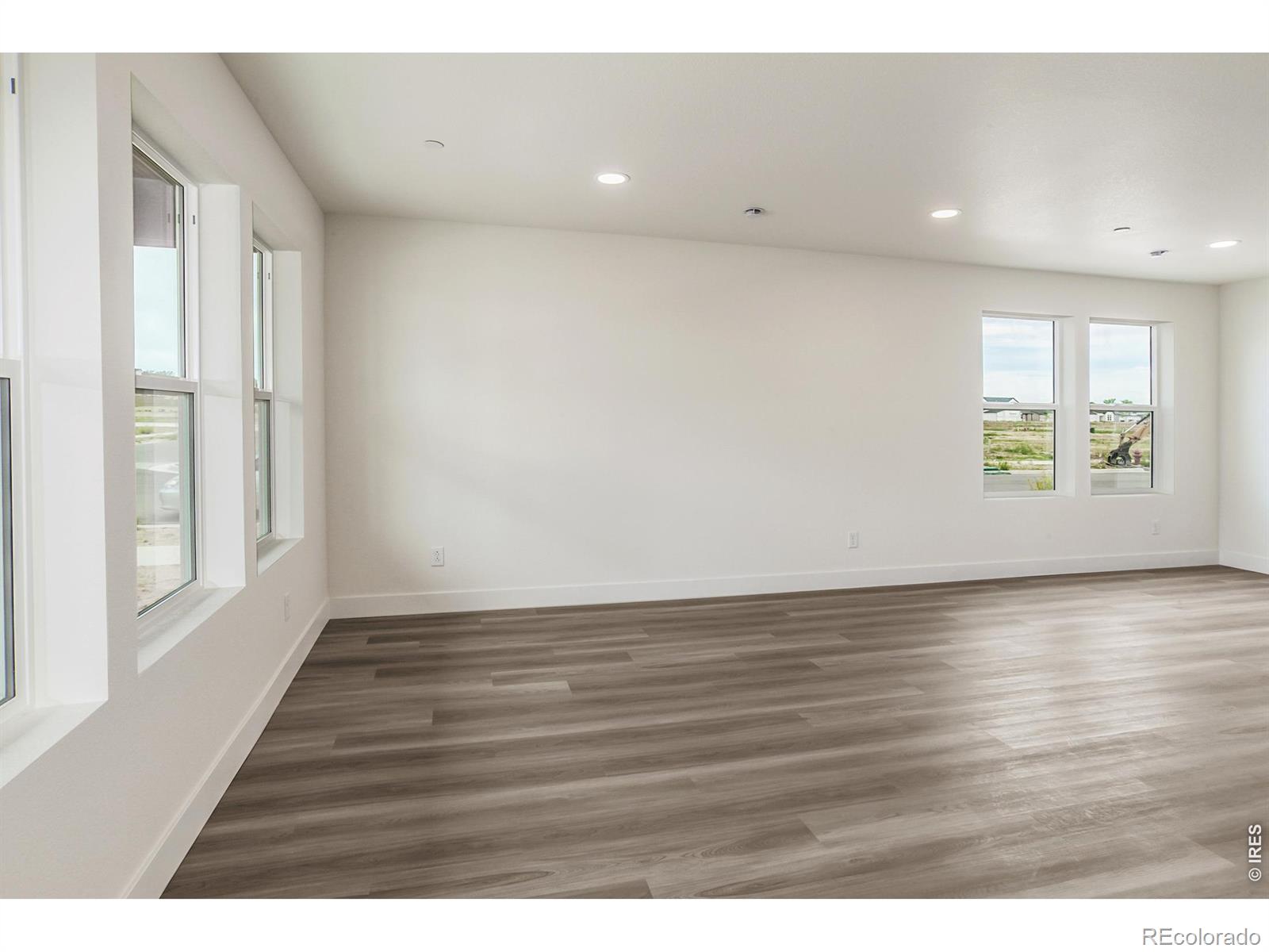 MLS Image #6 for 949  trumpet lane,windsor, Colorado