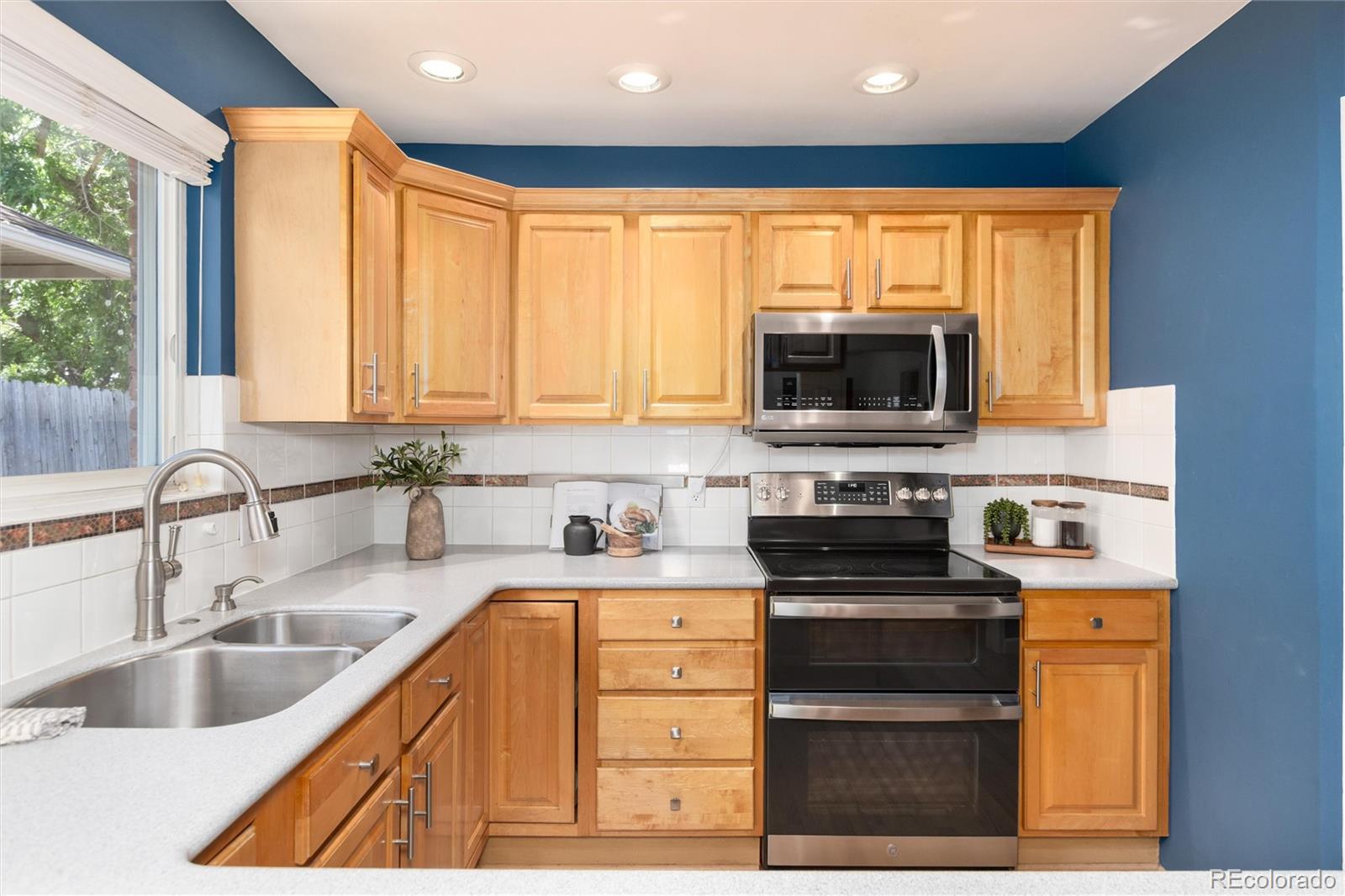 MLS Image #13 for 1921 s sherman street,denver, Colorado