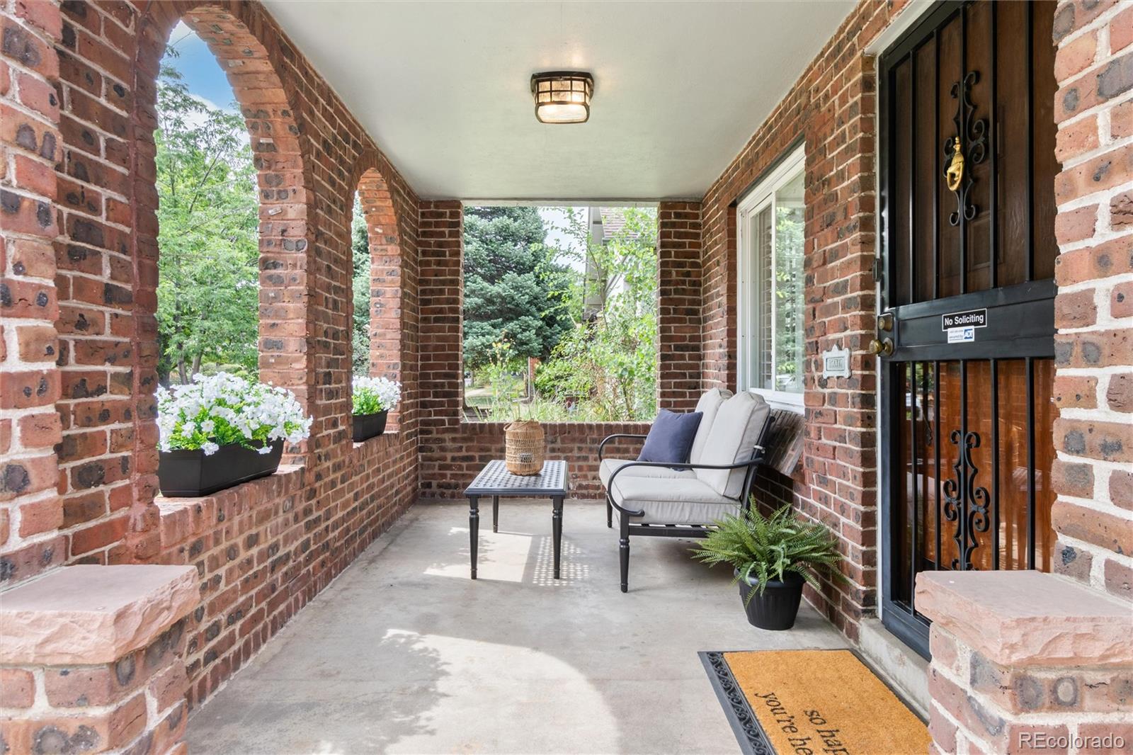 MLS Image #3 for 1921 s sherman street,denver, Colorado