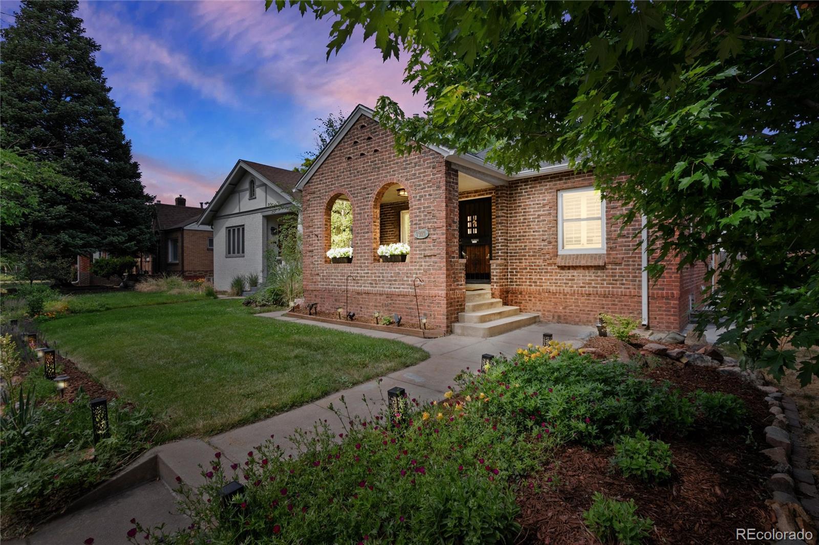 MLS Image #48 for 1921 s sherman street,denver, Colorado