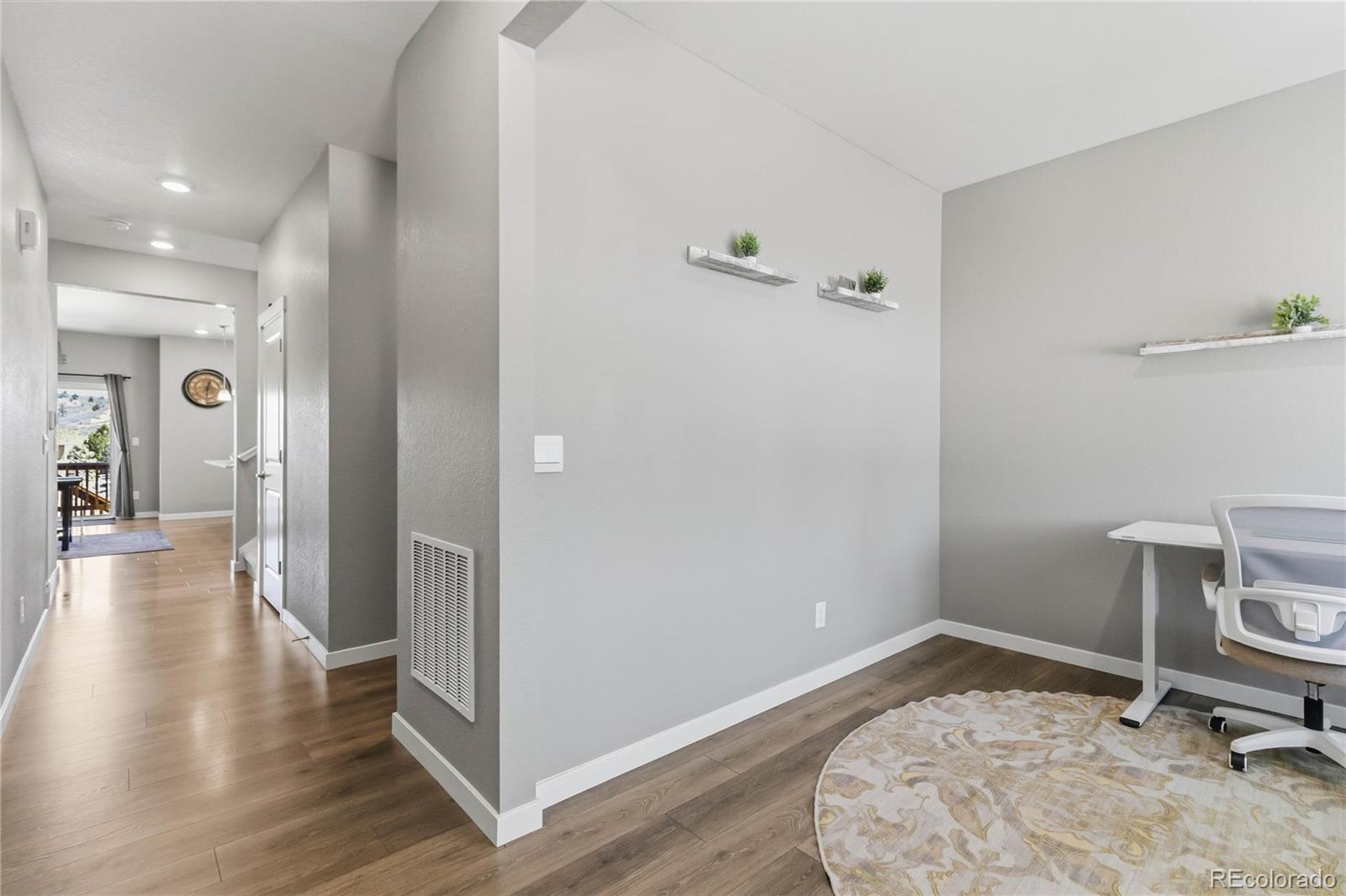 MLS Image #4 for 5008  cattle cross lane,castle rock, Colorado