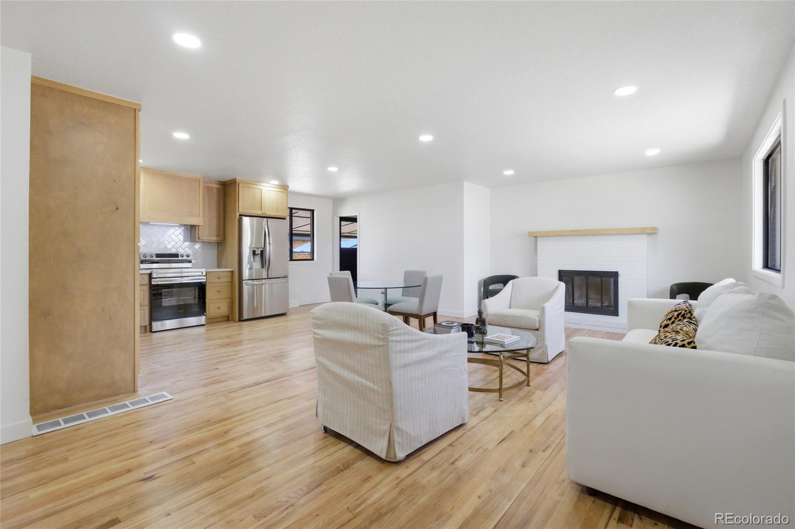 MLS Image #4 for 7464 w louisiana avenue,lakewood, Colorado