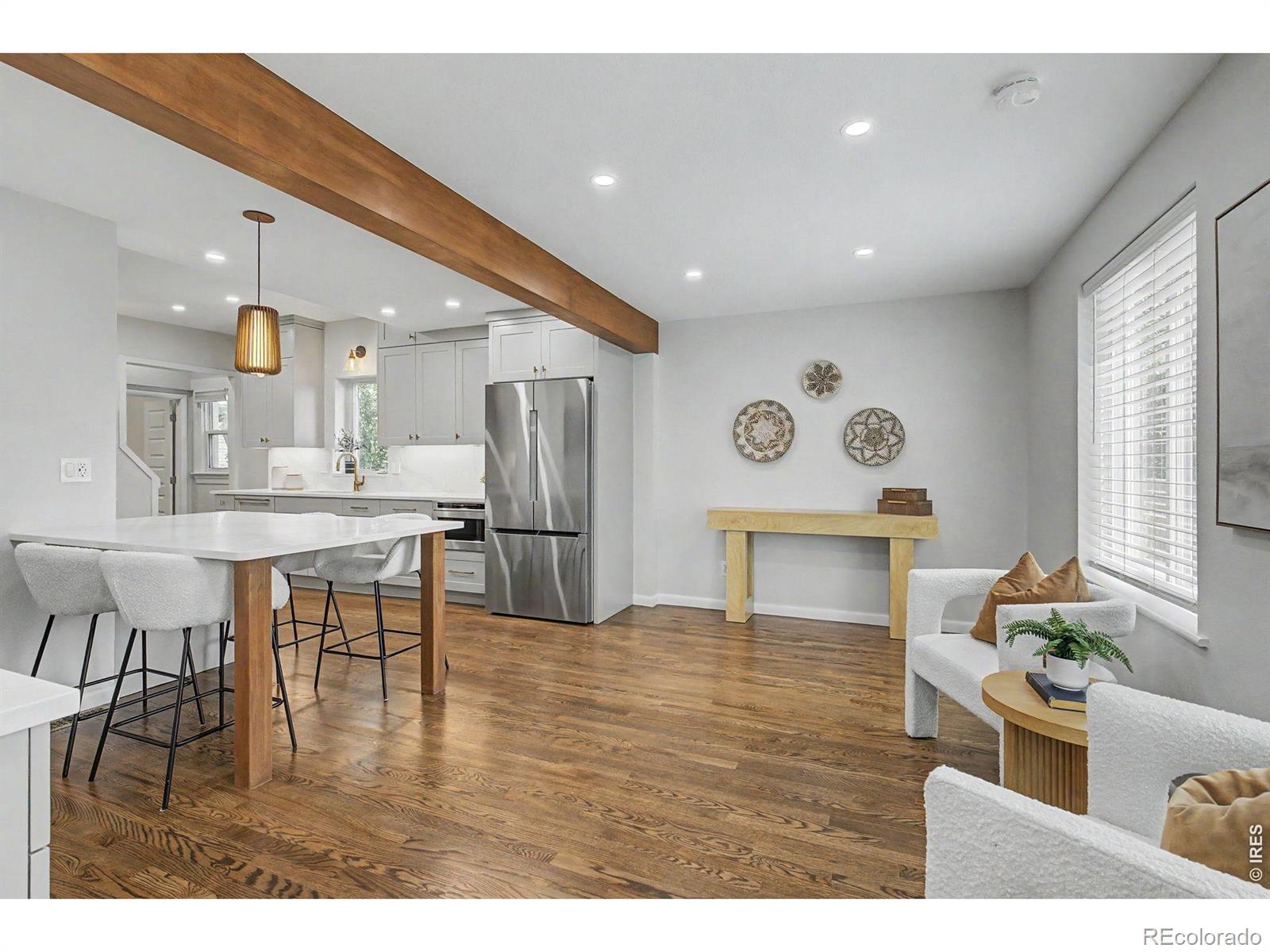 MLS Image #16 for 1324 s lincoln street,denver, Colorado
