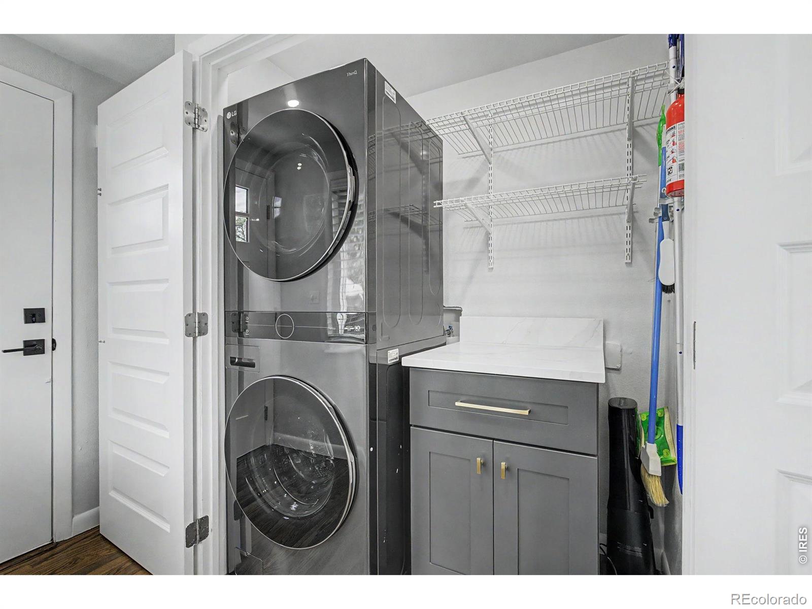 MLS Image #19 for 1324 s lincoln street,denver, Colorado