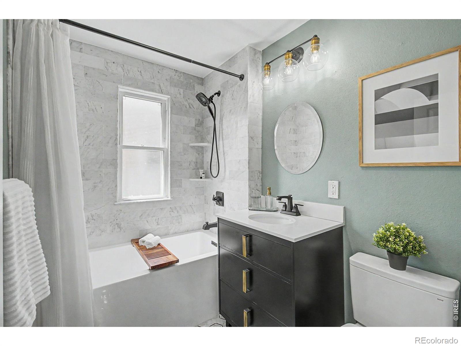 MLS Image #20 for 1324 s lincoln street,denver, Colorado