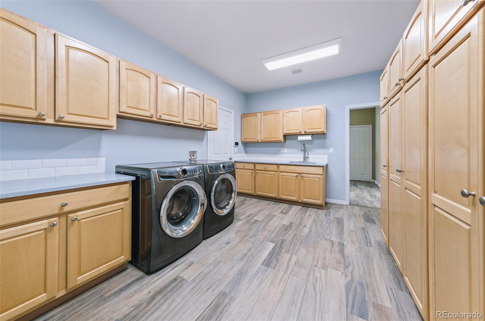 MLS Image #14 for 11002  puma cliff,lone tree, Colorado