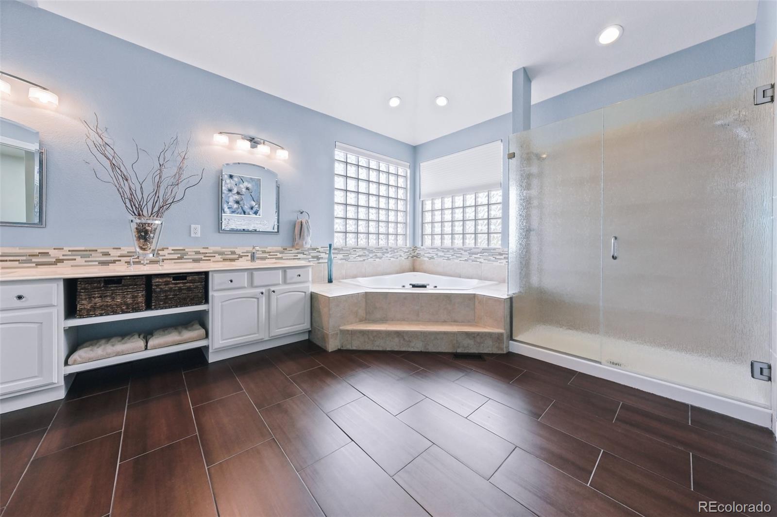 MLS Image #18 for 11002  puma cliff,lone tree, Colorado