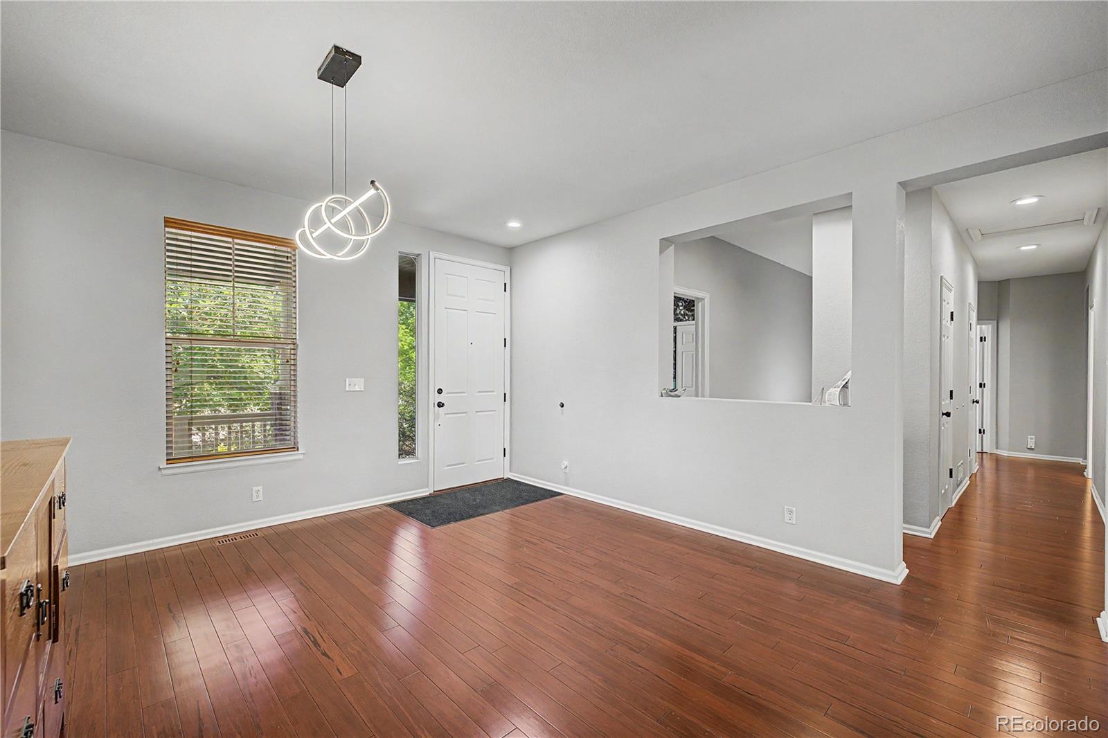MLS Image #3 for 152 n biloxi way,aurora, Colorado