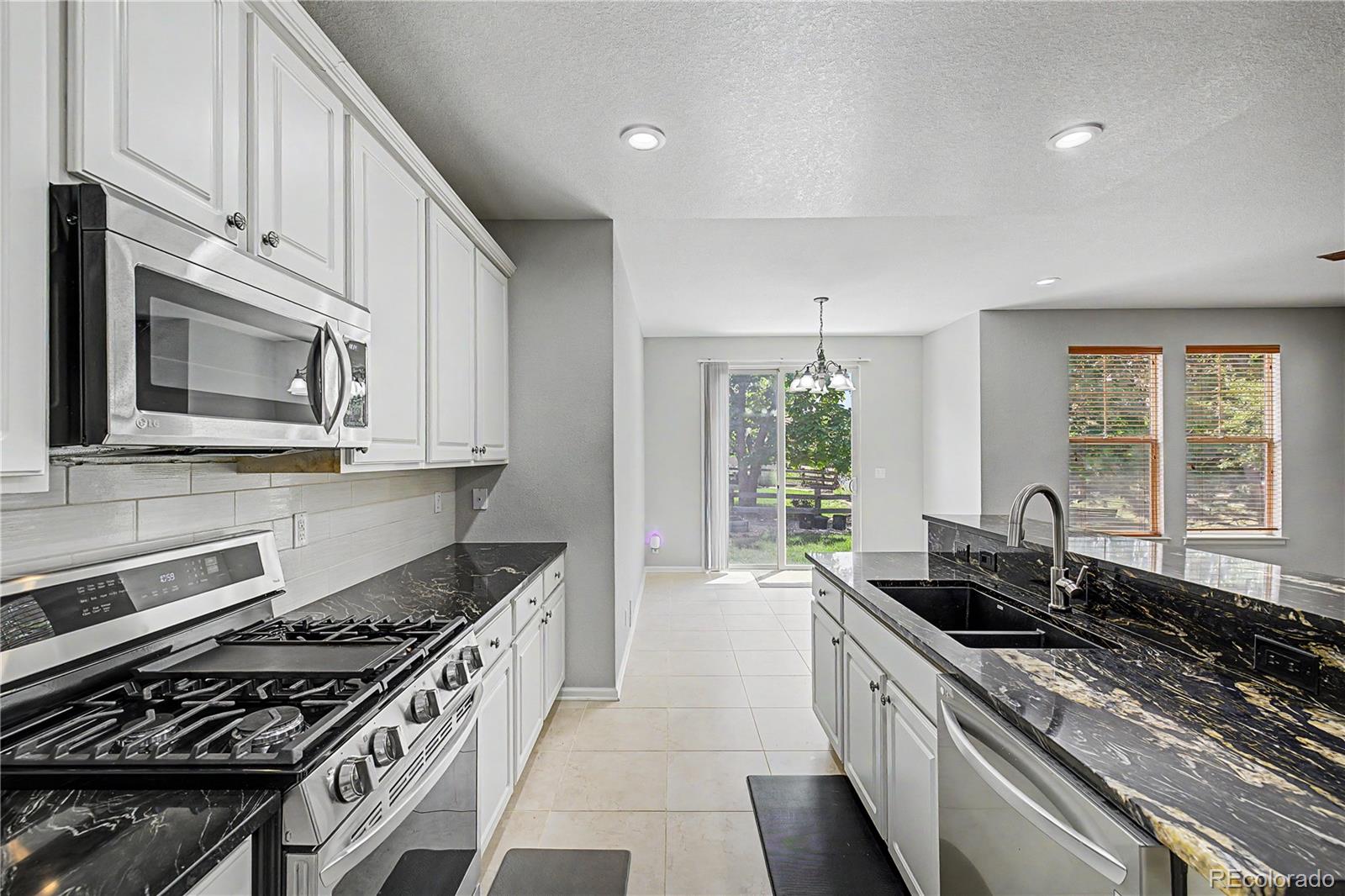 MLS Image #8 for 152 n biloxi way,aurora, Colorado