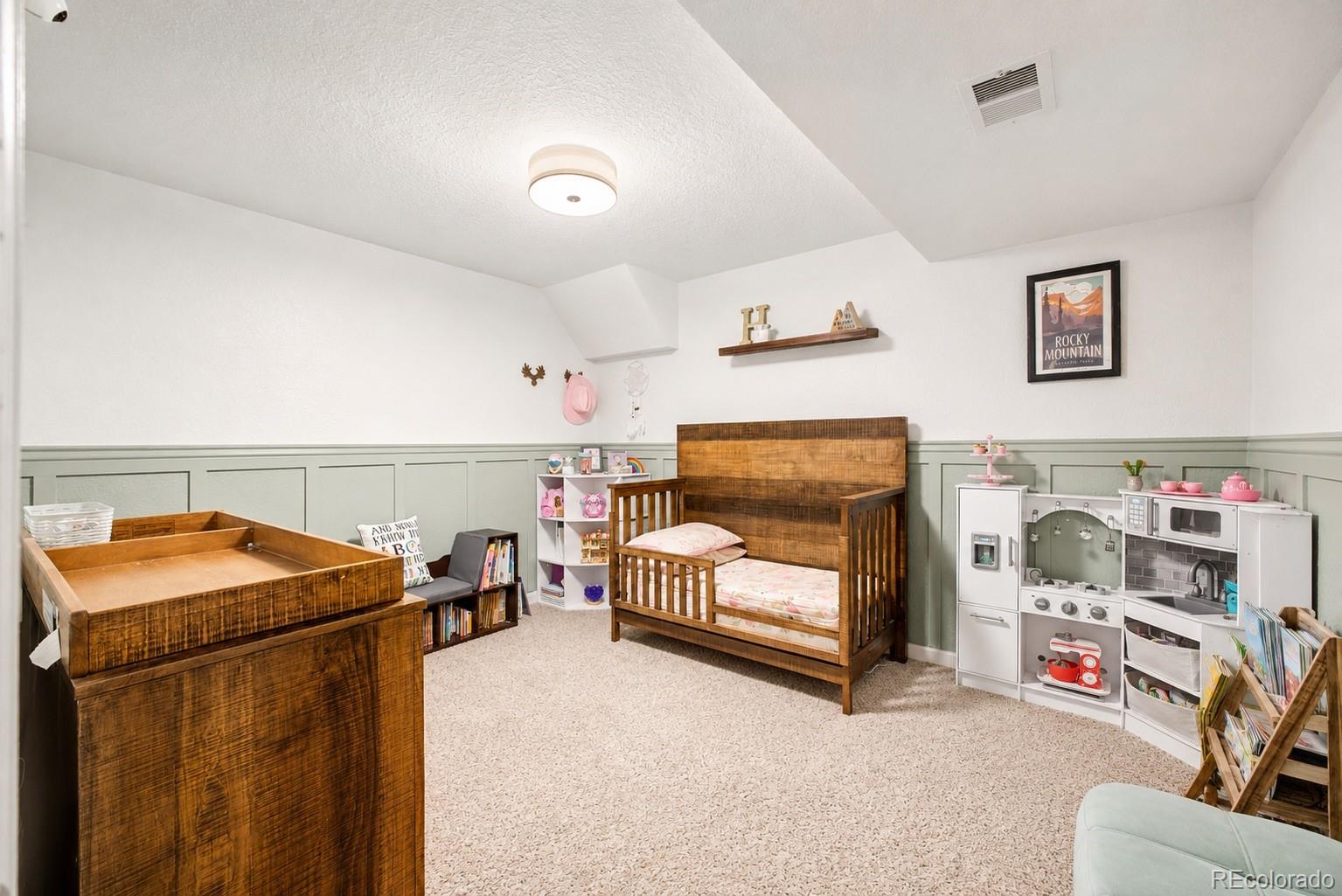 MLS Image #17 for 1831 s dale court,denver, Colorado