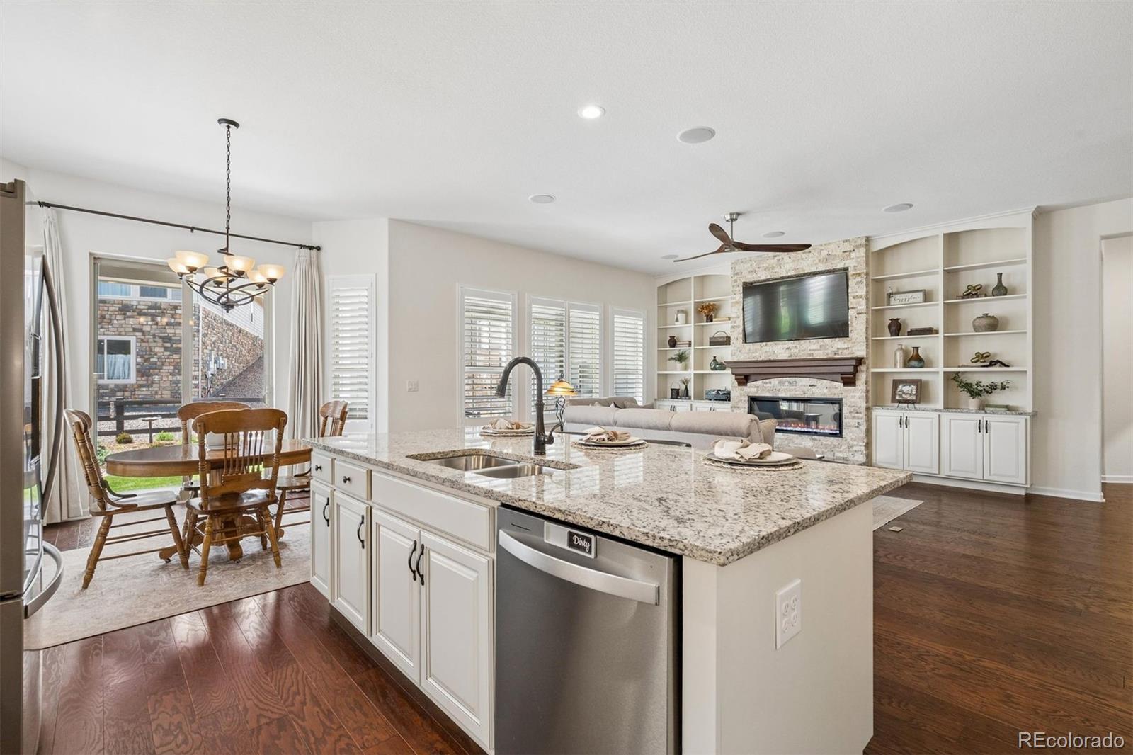MLS Image #11 for 8341 s shawnee court,aurora, Colorado
