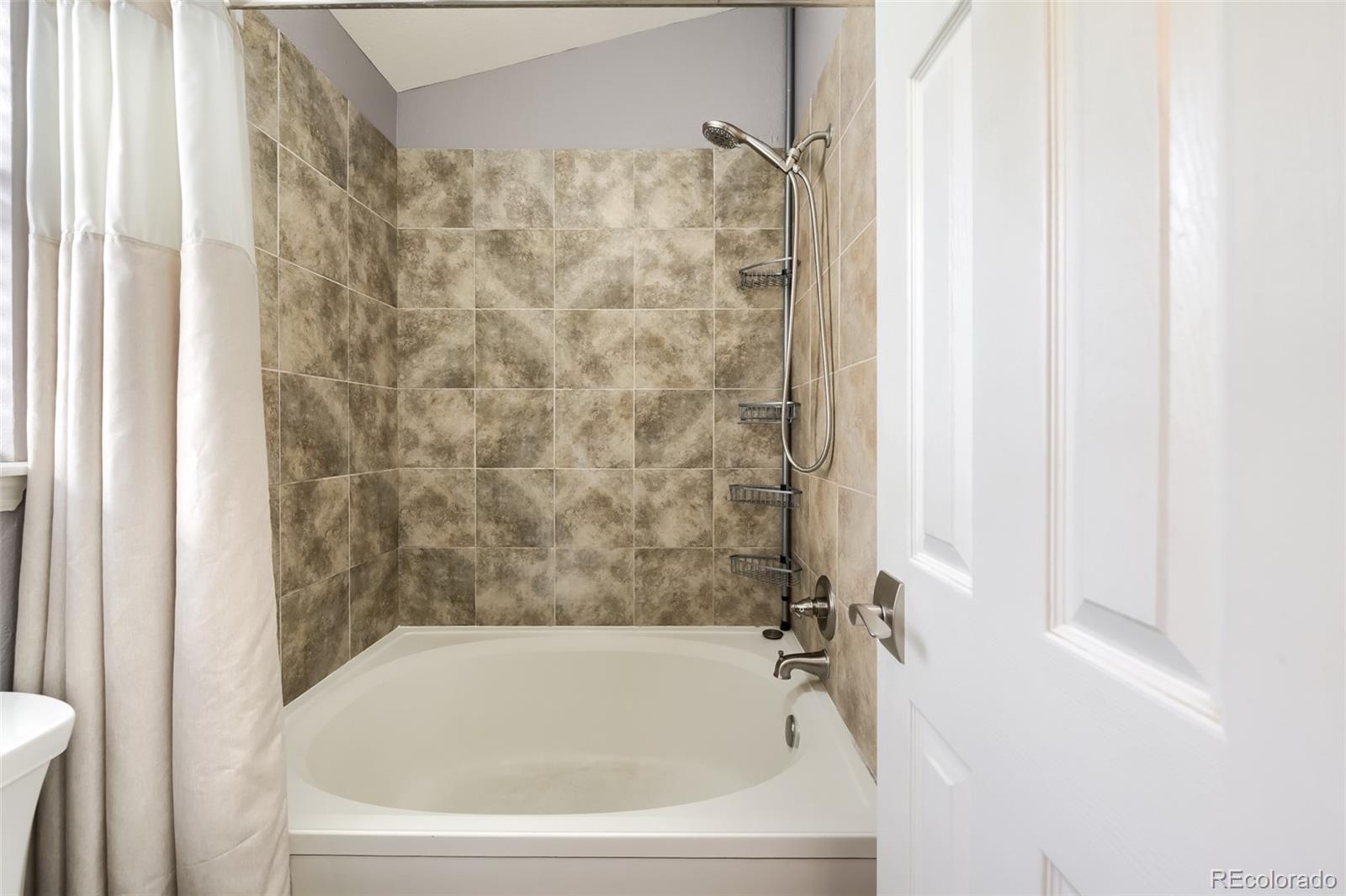 MLS Image #14 for 9831  sydney lane,highlands ranch, Colorado