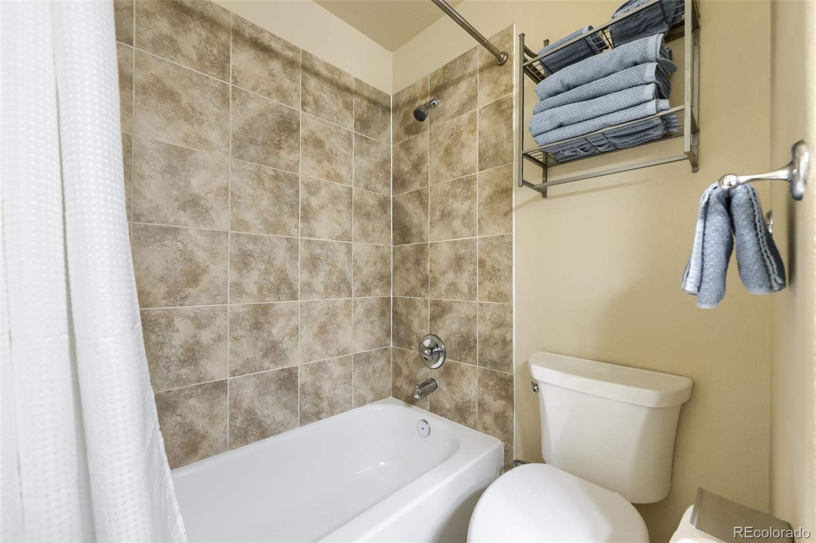 MLS Image #18 for 9831  sydney lane,highlands ranch, Colorado