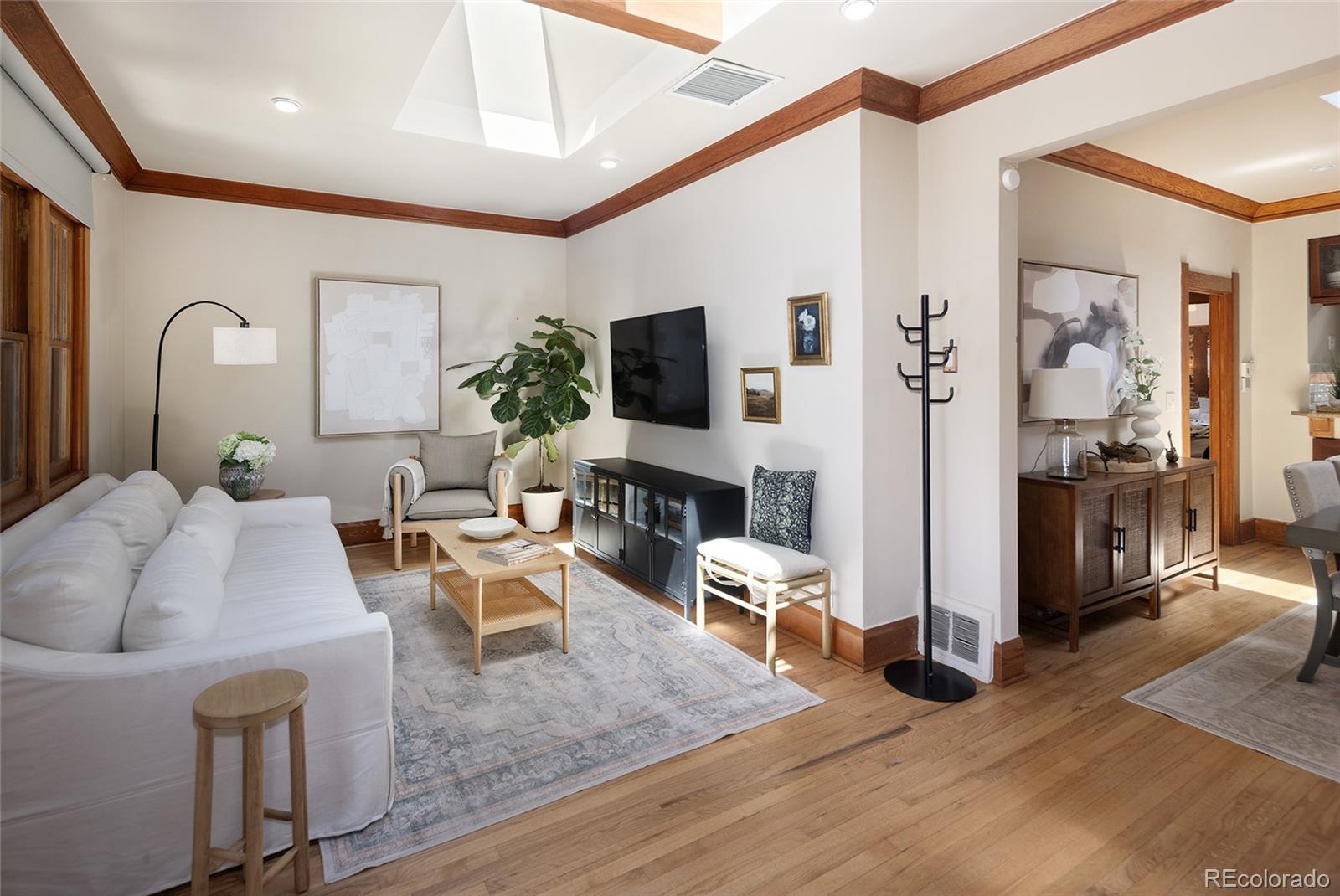 MLS Image #9 for 714 s high street,denver, Colorado