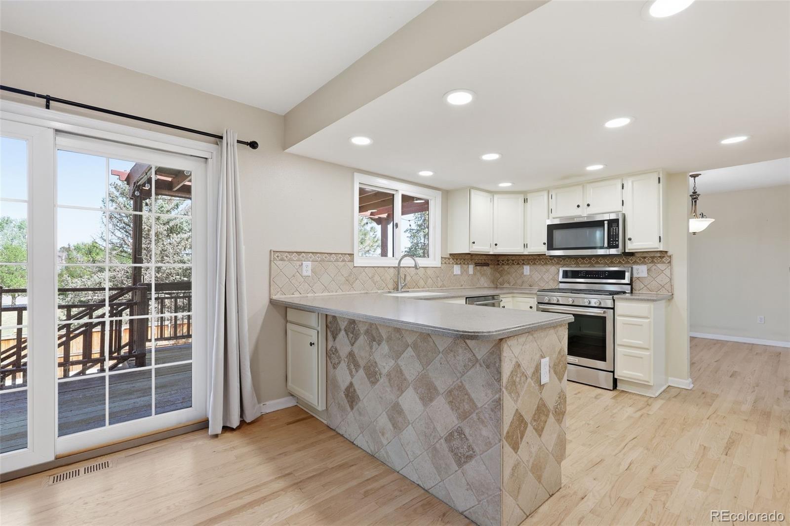 MLS Image #6 for 5671 s killarney way,centennial, Colorado