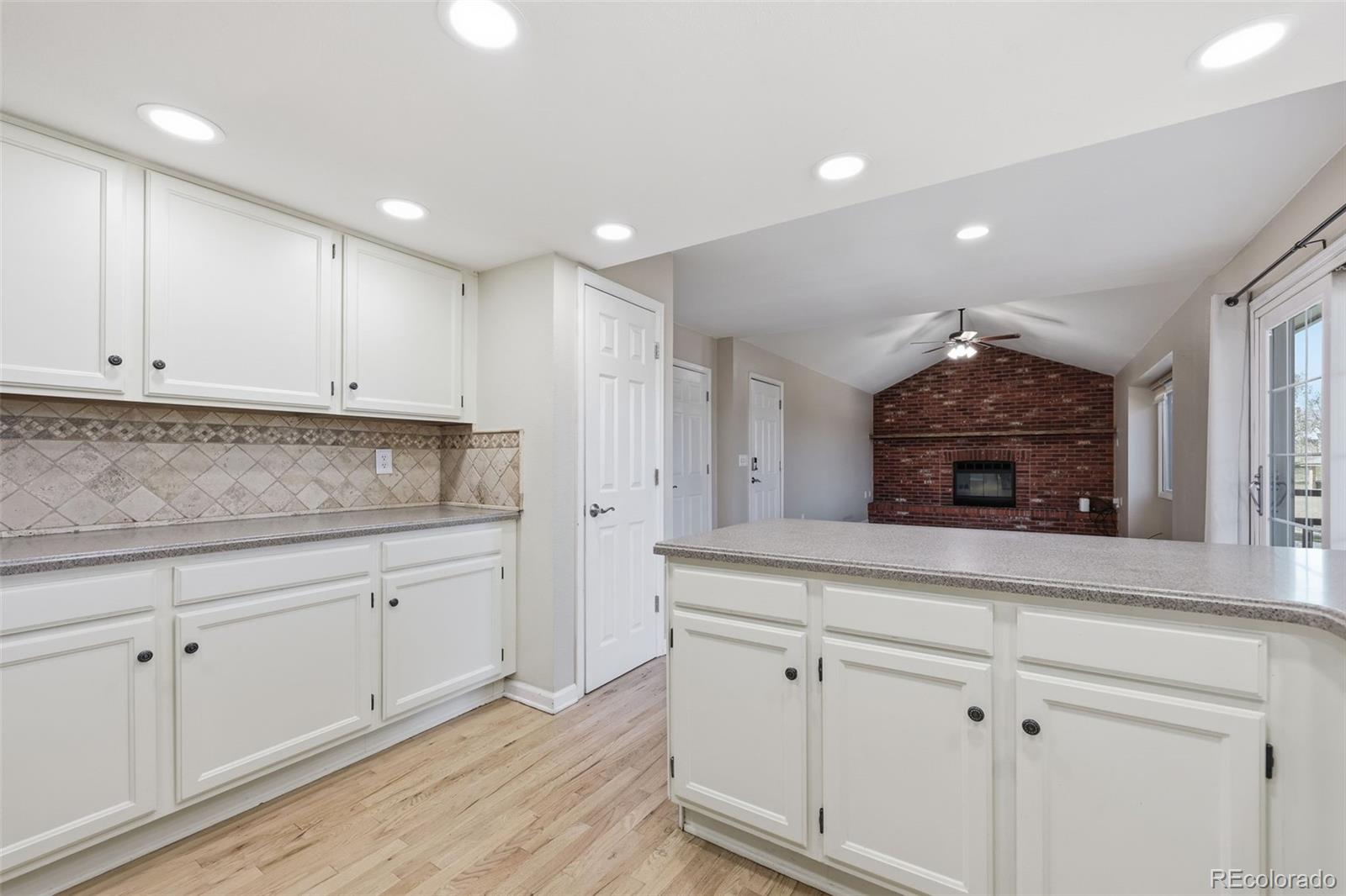 MLS Image #7 for 5671 s killarney way,centennial, Colorado