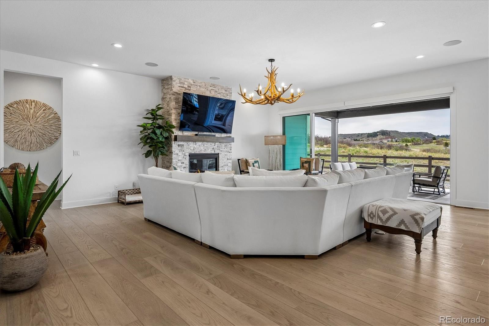 MLS Image #4 for 307  scrubjay lane,castle rock, Colorado