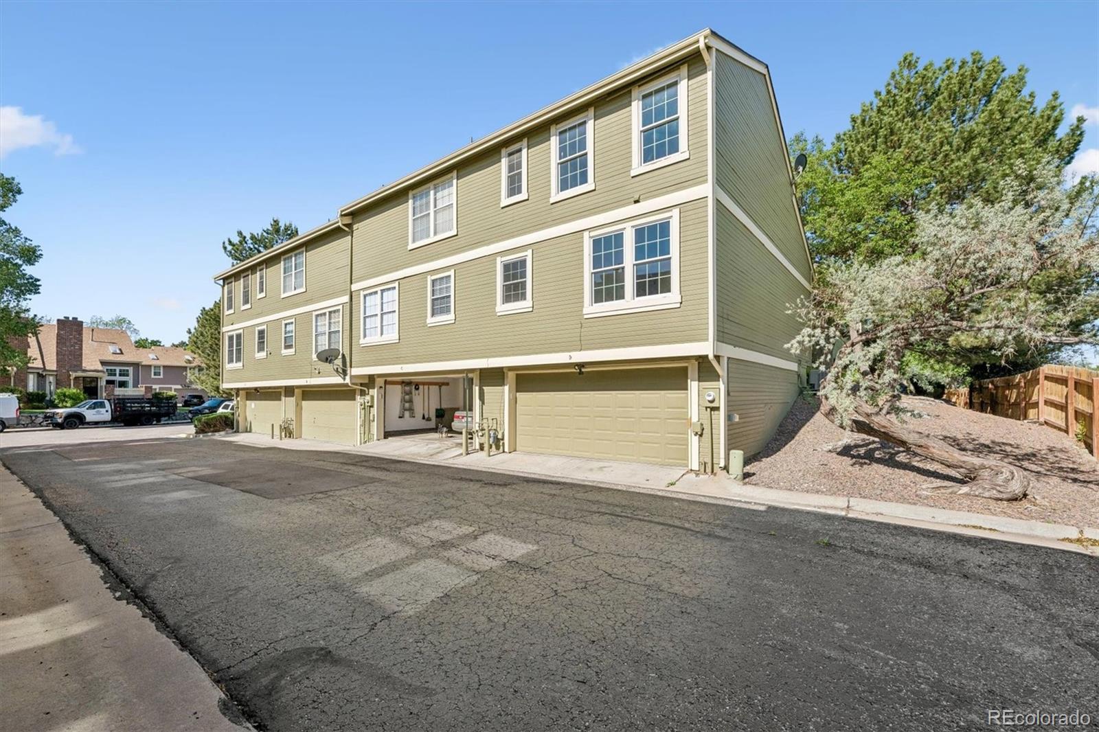 MLS Image #16 for 1903 s helena street d,aurora, Colorado